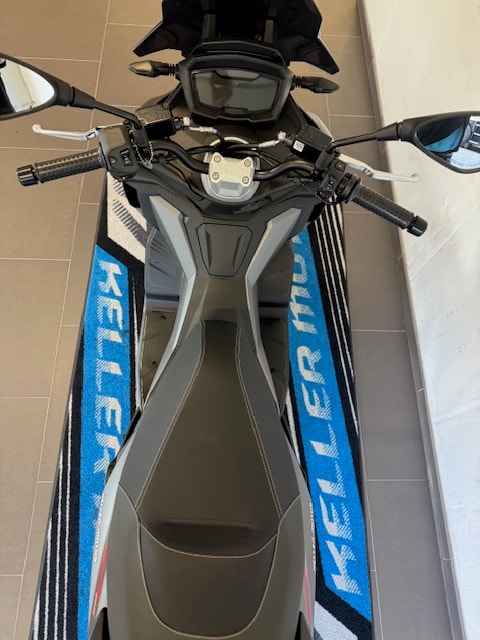 APRILIA SR 125 GT ABS E5+-image-10