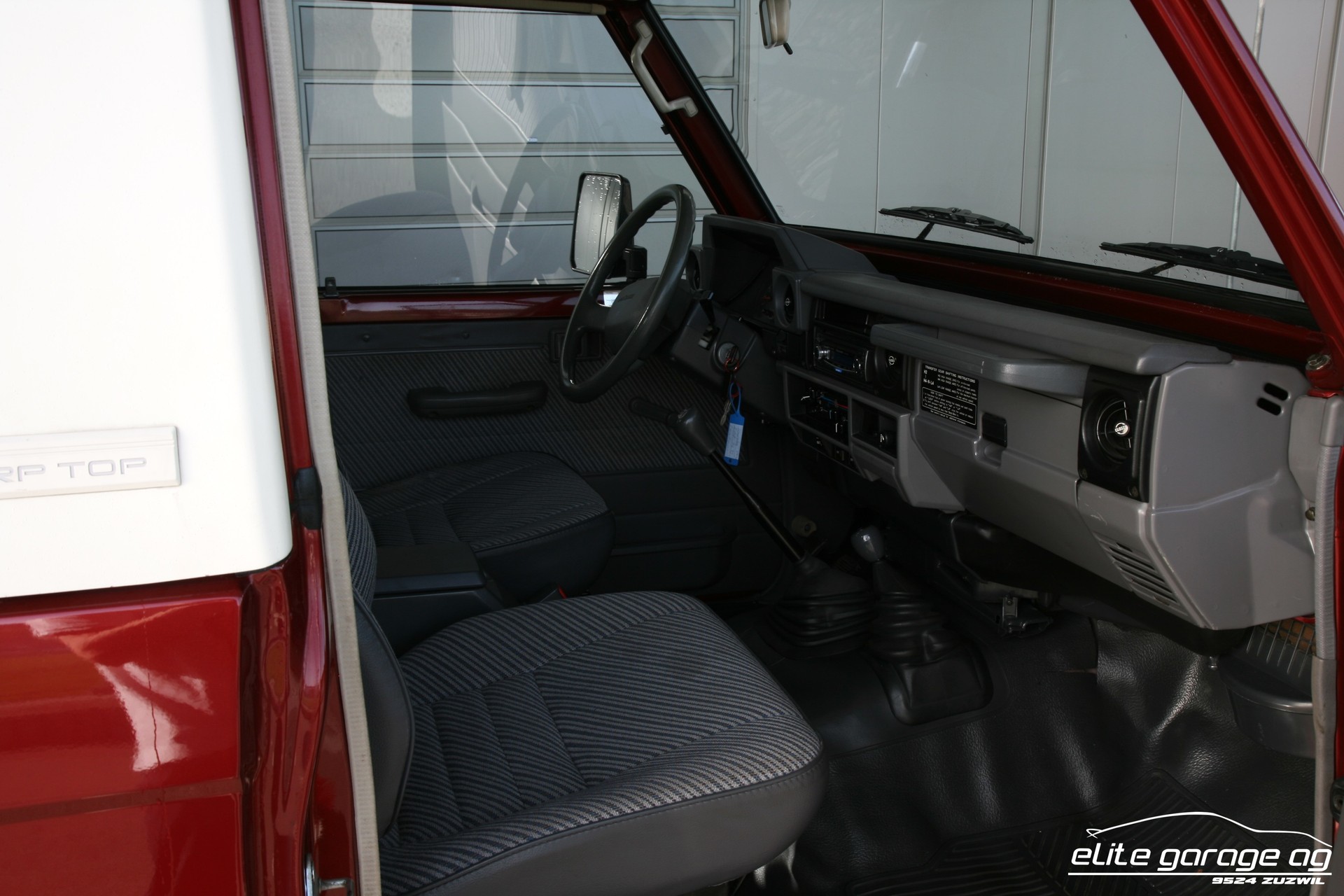 TOYOTA Land Cruiser RJ 73 LV-MNEW FRP-Top-image-15