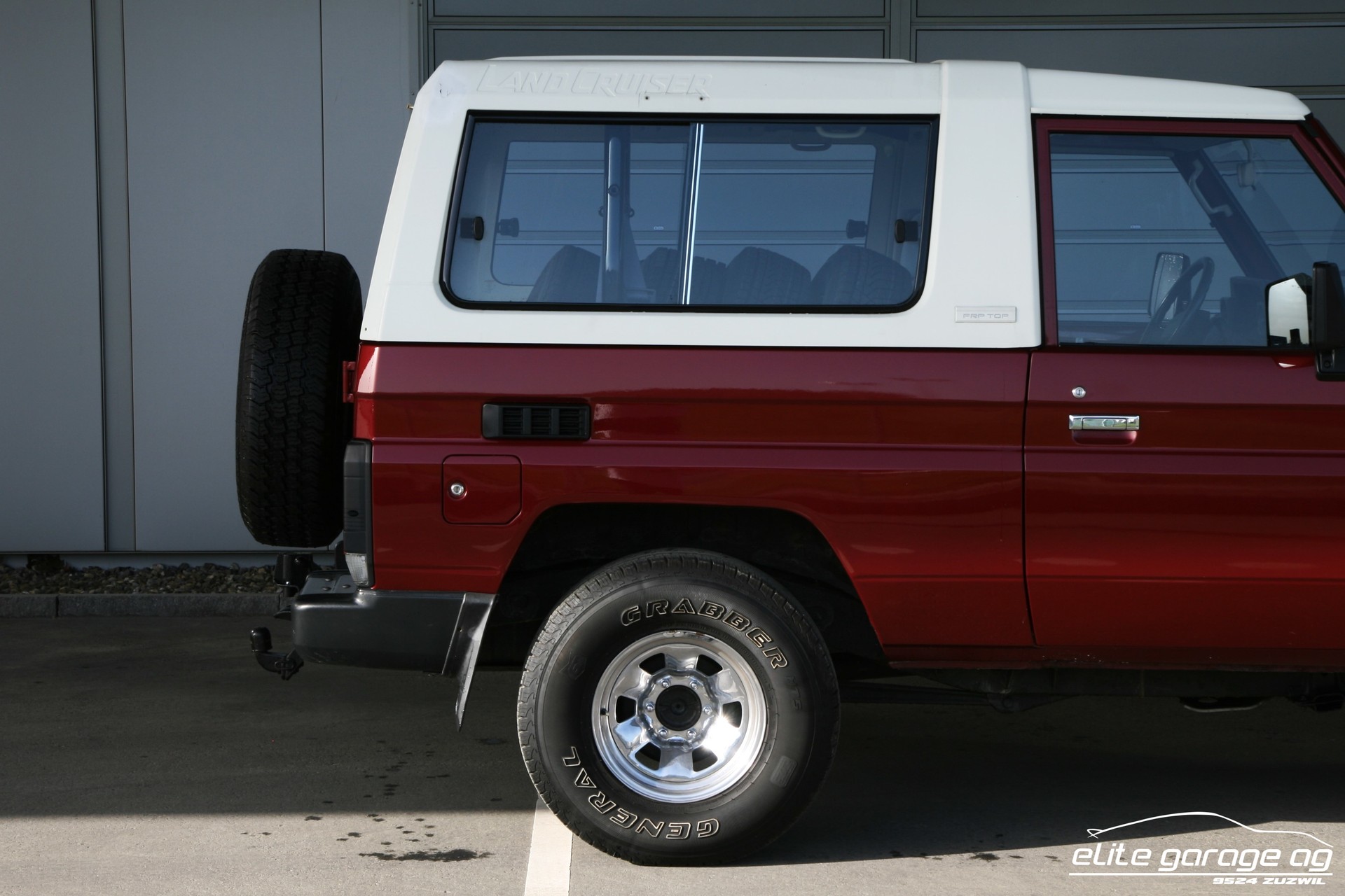 TOYOTA Land Cruiser RJ 73 LV-MNEW FRP-Top-image-11