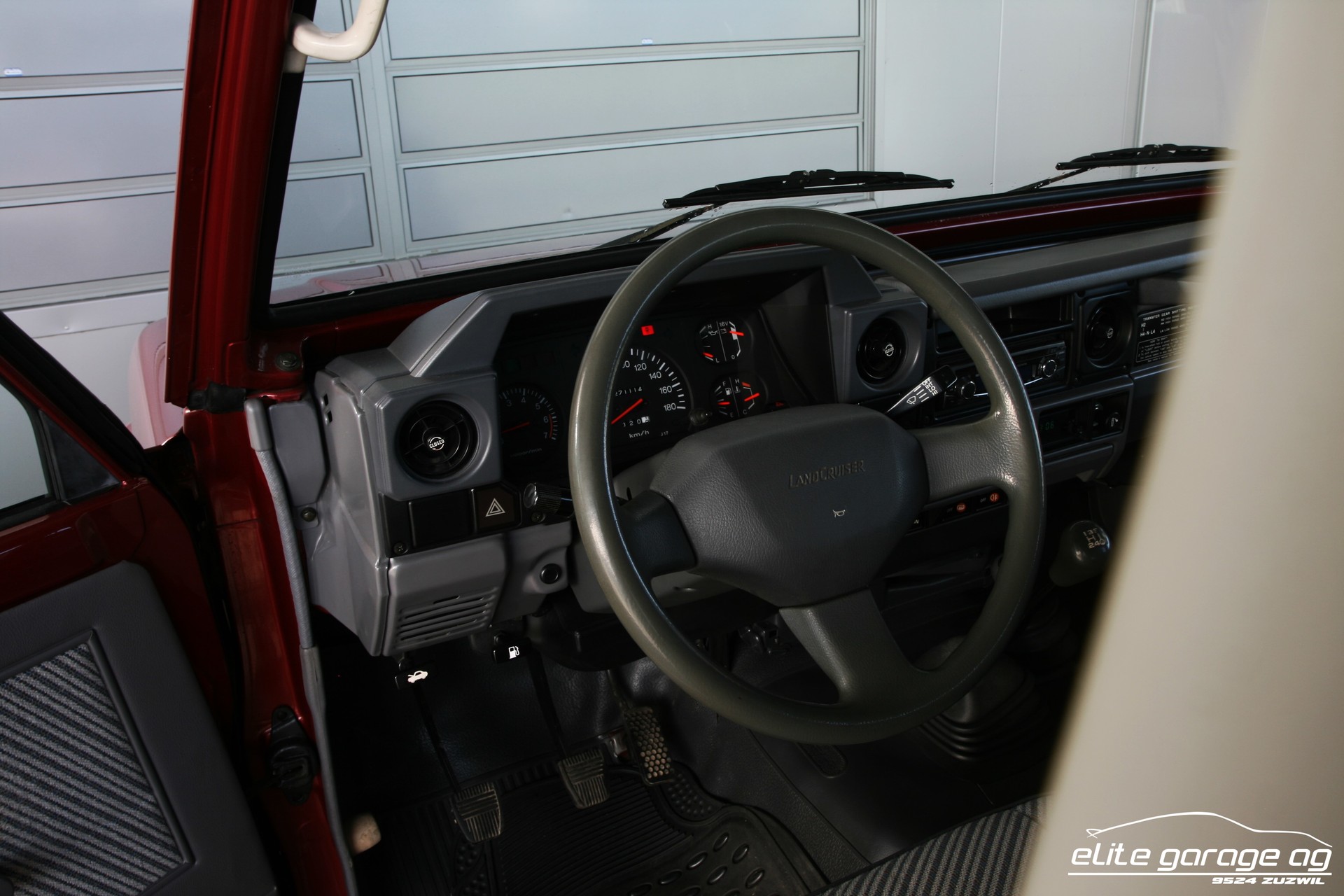 TOYOTA Land Cruiser RJ 73 LV-MNEW FRP-Top-image-14