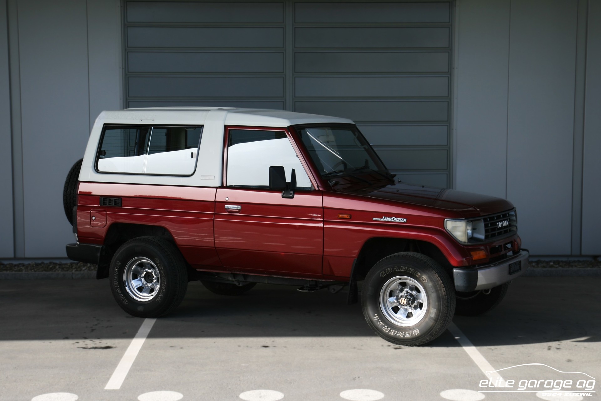 TOYOTA Land Cruiser RJ 73 LV-MNEW FRP-Top-image-6