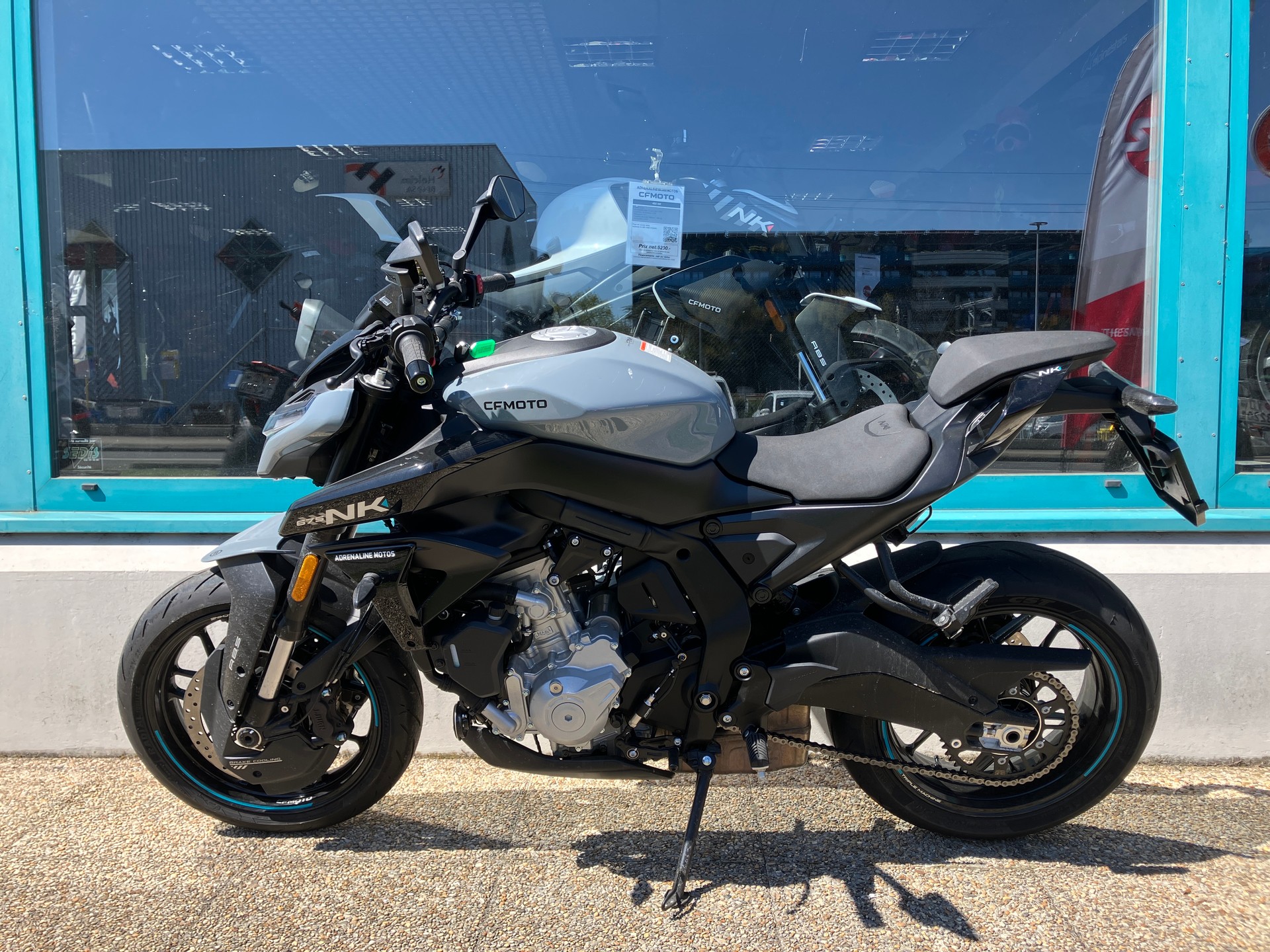 CF MOTO 675NK-showroom-element-1