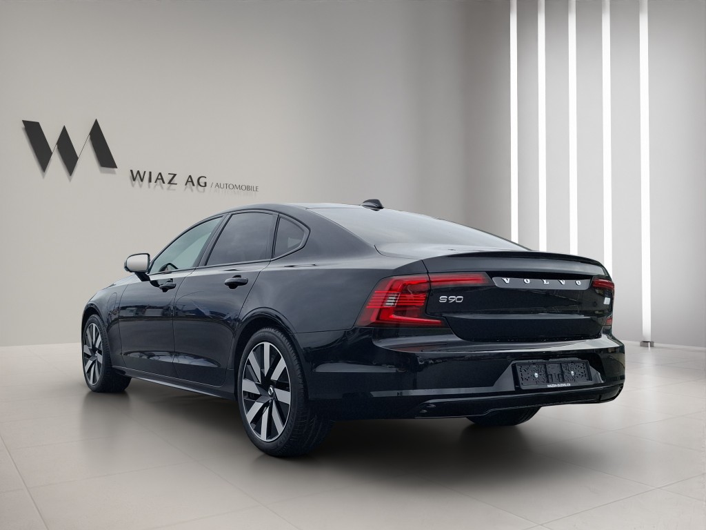 VOLVO S90 2.0 T8 TE Ultimate Dark eAWD-image-13