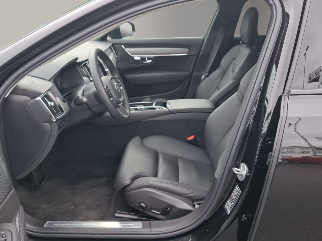 VOLVO S90 2.0 T8 TE Ultimate Dark eAWD-image-3