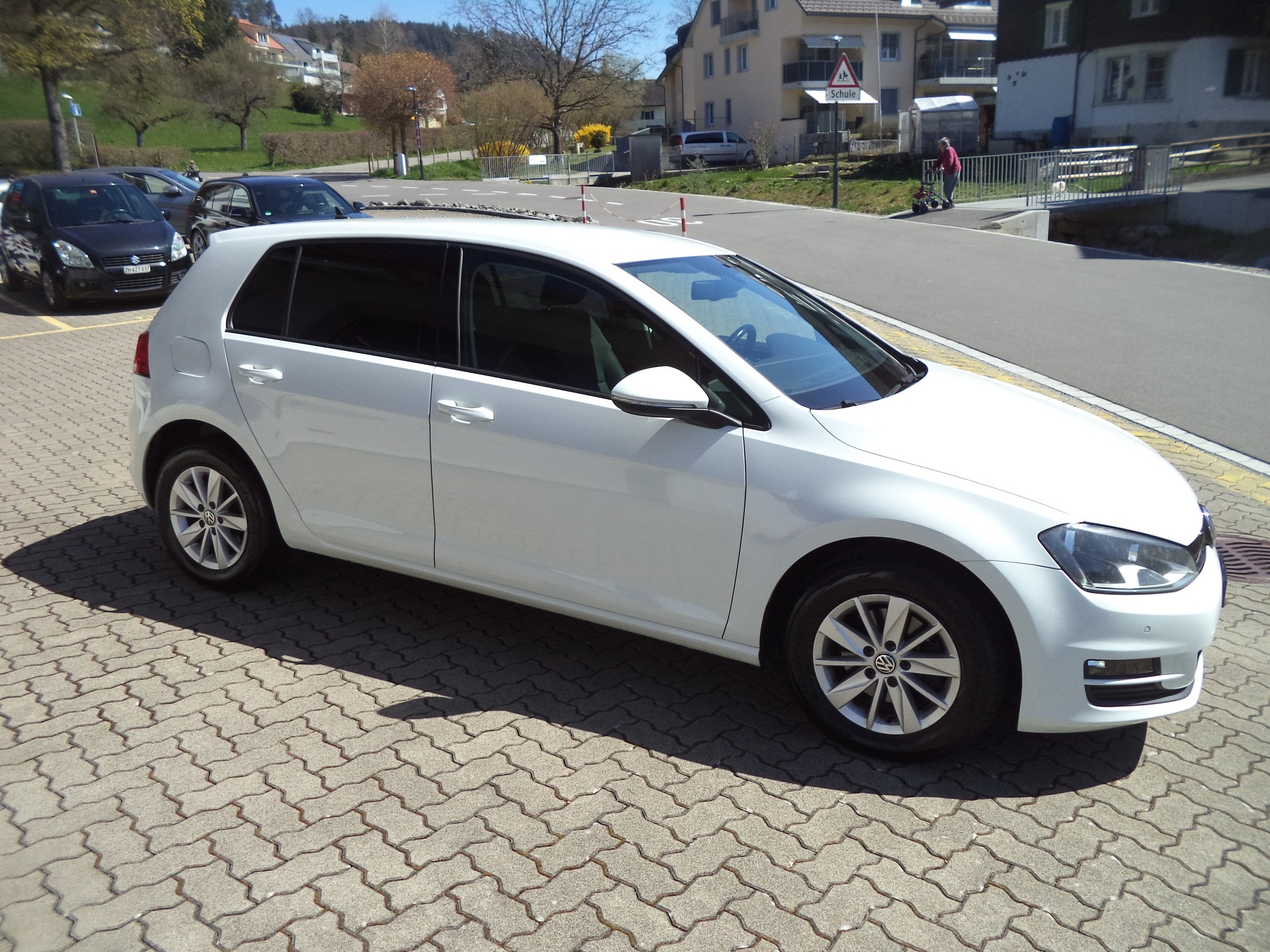 VW Golf 1.2 TSI Trendline DSG-image-7