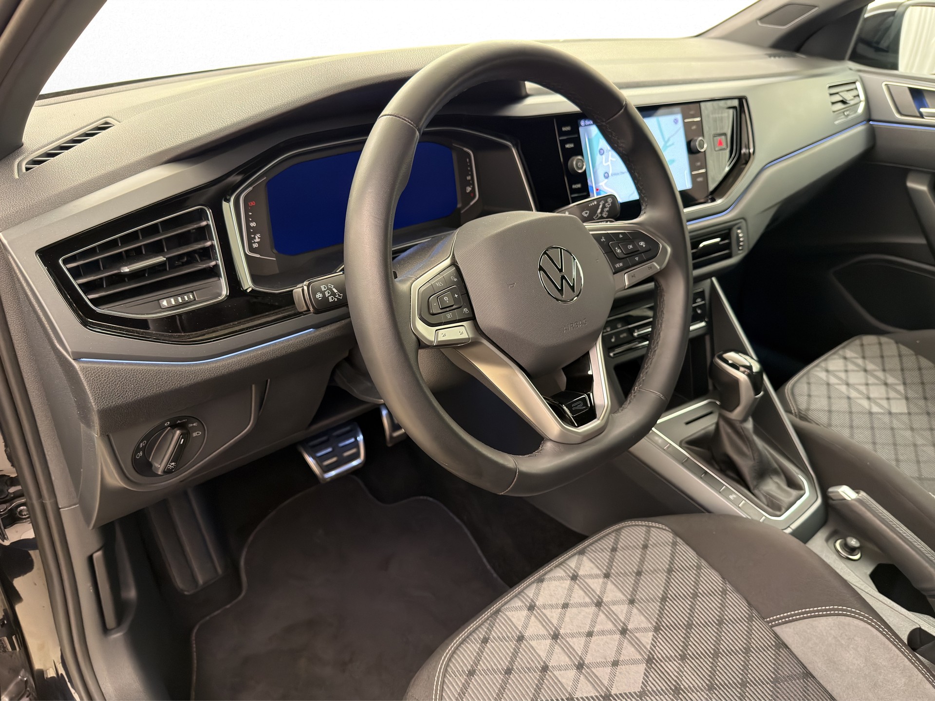 VW Taigo 1.5 TSI R-Line DSG-image-12