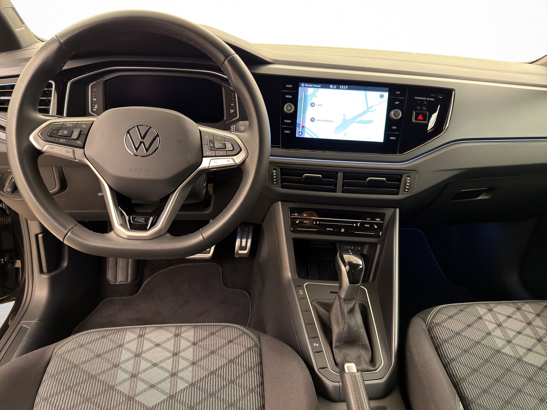 VW Taigo 1.5 TSI R-Line DSG-image-13