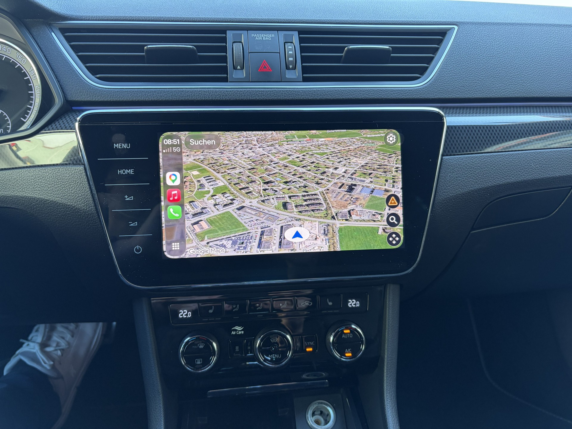 SKODA Superb Combi 2.0 TDi SportLine 4x4 DSG-image-15