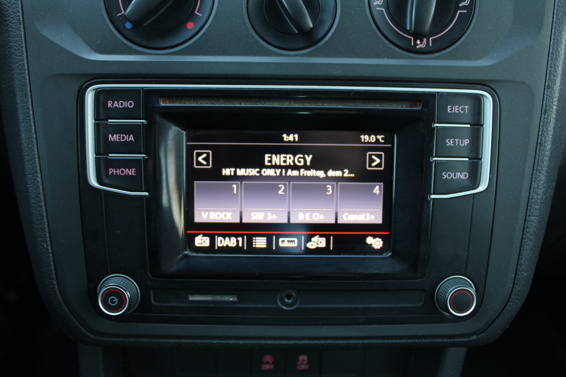 VW Caddy 2.0TDI 4Motion BlueMotion Technology-image-7