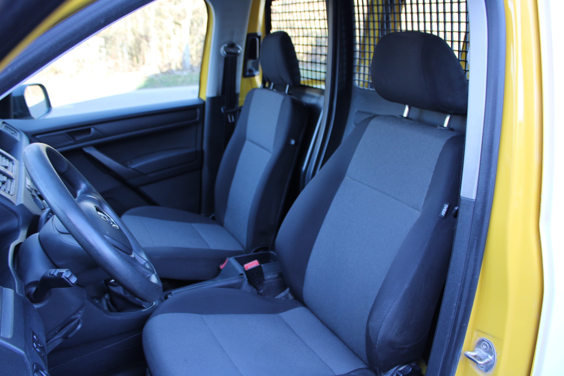 VW Caddy 2.0TDI 4Motion BlueMotion Technology-image-6