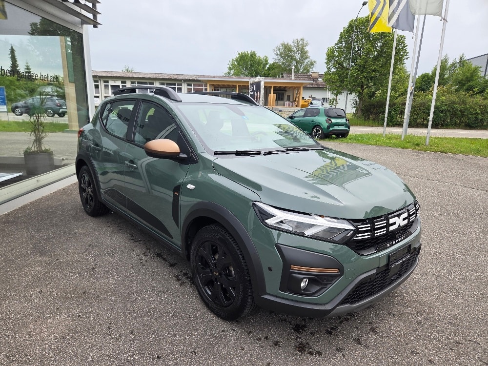 DACIA Sandero Stepway TCe 90 Extreme CVT-image-1