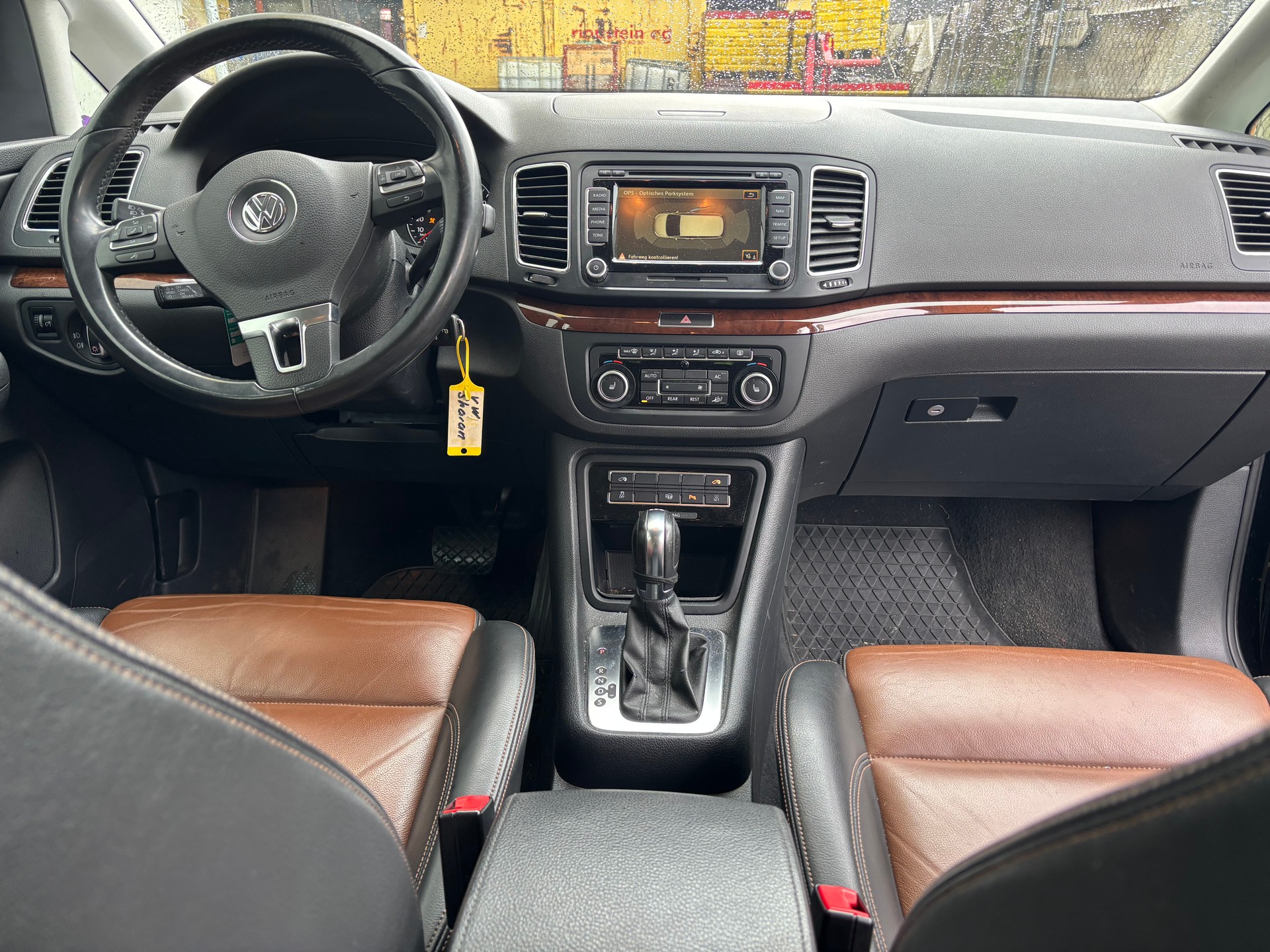 VW Sharan 2.0 TSI Comfortline DSG-image-9