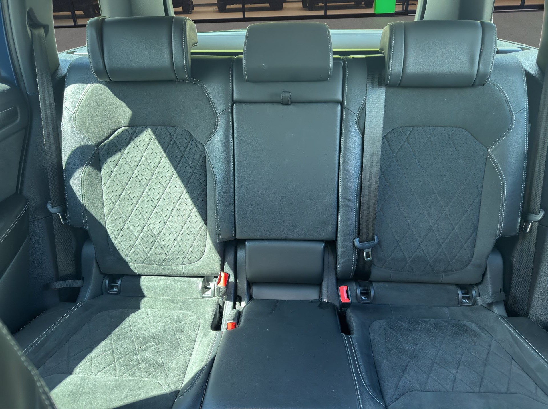 SKODA Kodiaq 2.0 TSI 4x4 SportLine-image-12