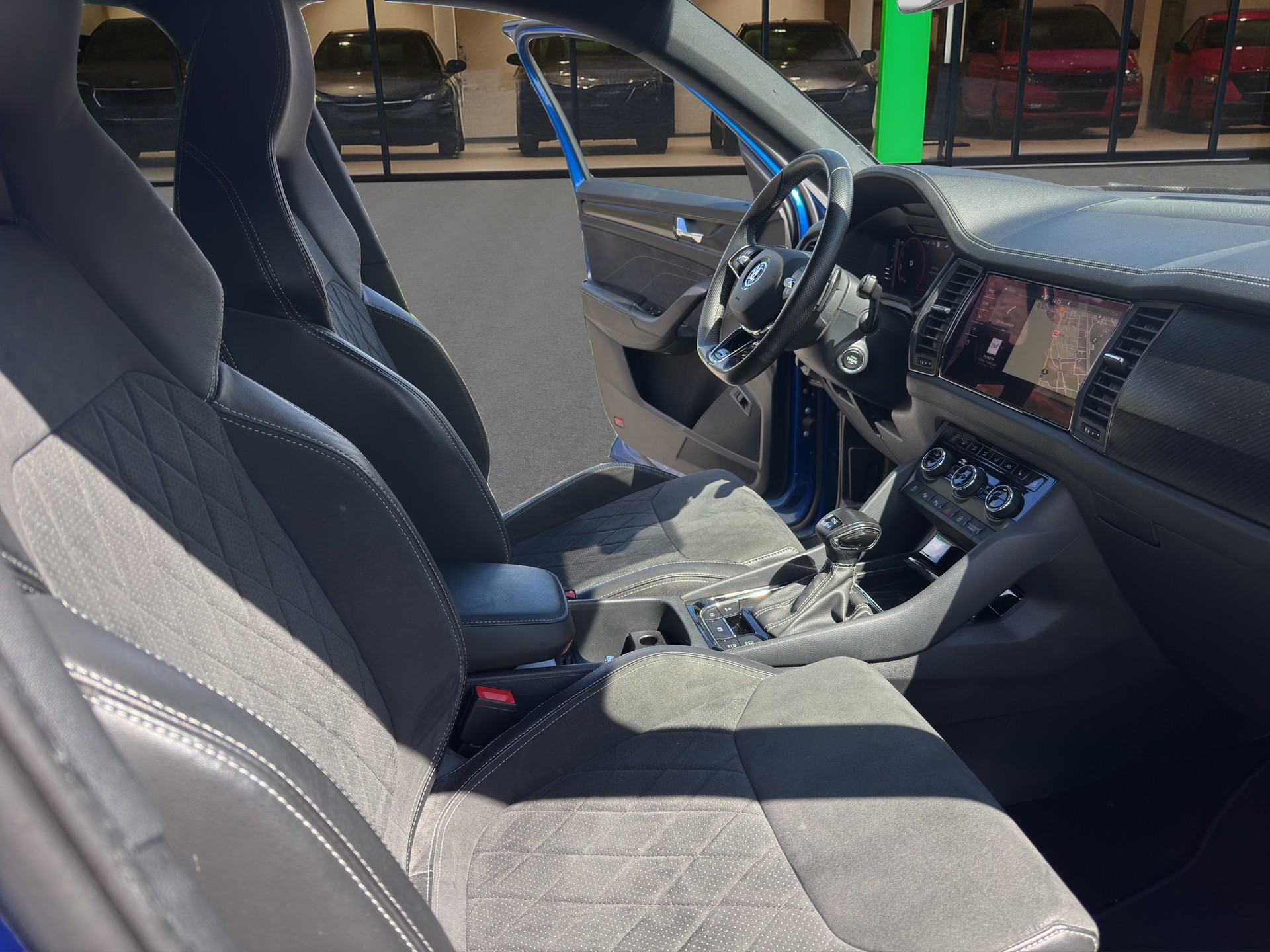 SKODA Kodiaq 2.0 TSI 4x4 SportLine-image-15