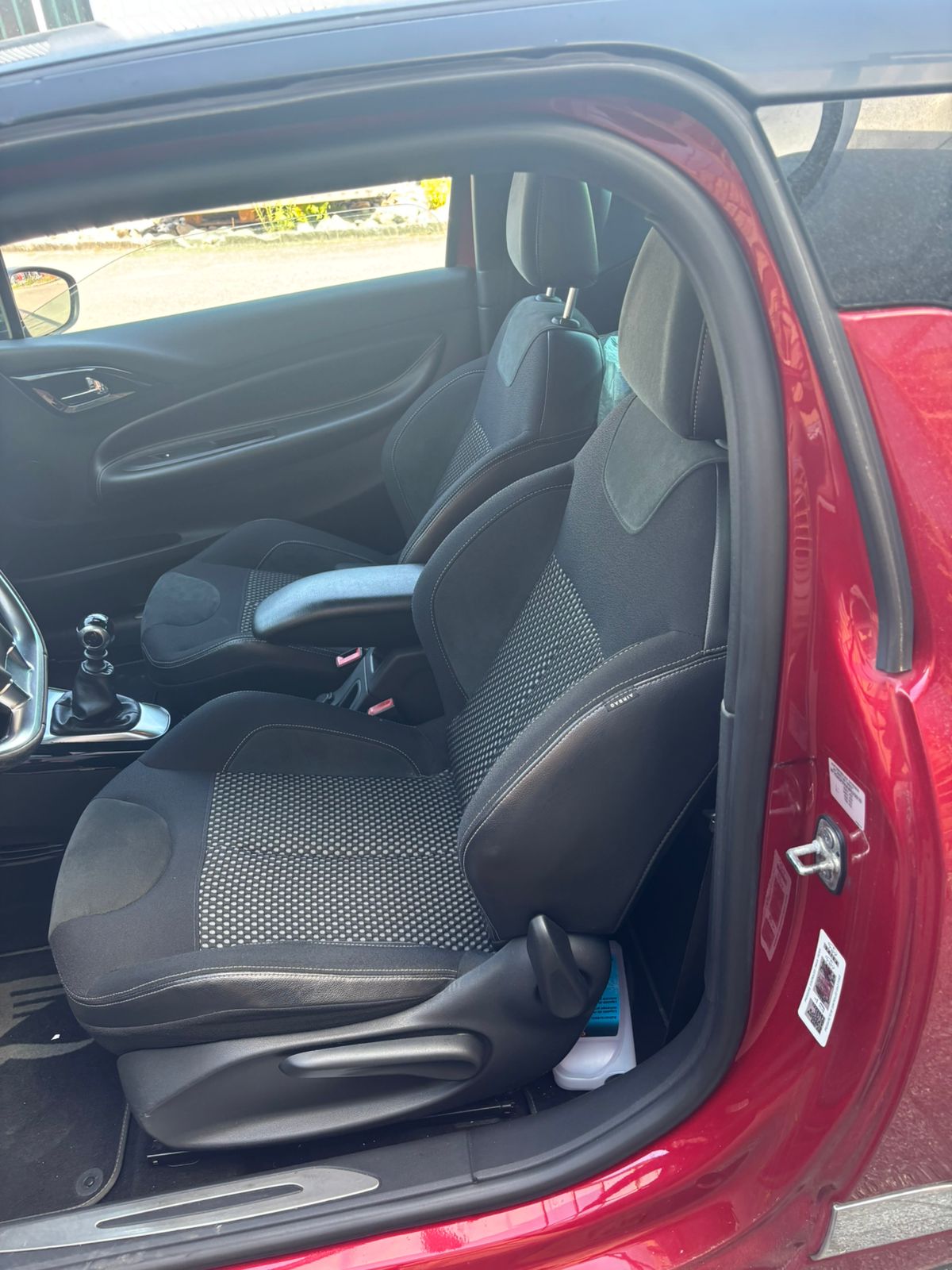DS AUTOMOBILES DS3 1.6 THP Sport Chic-image-9