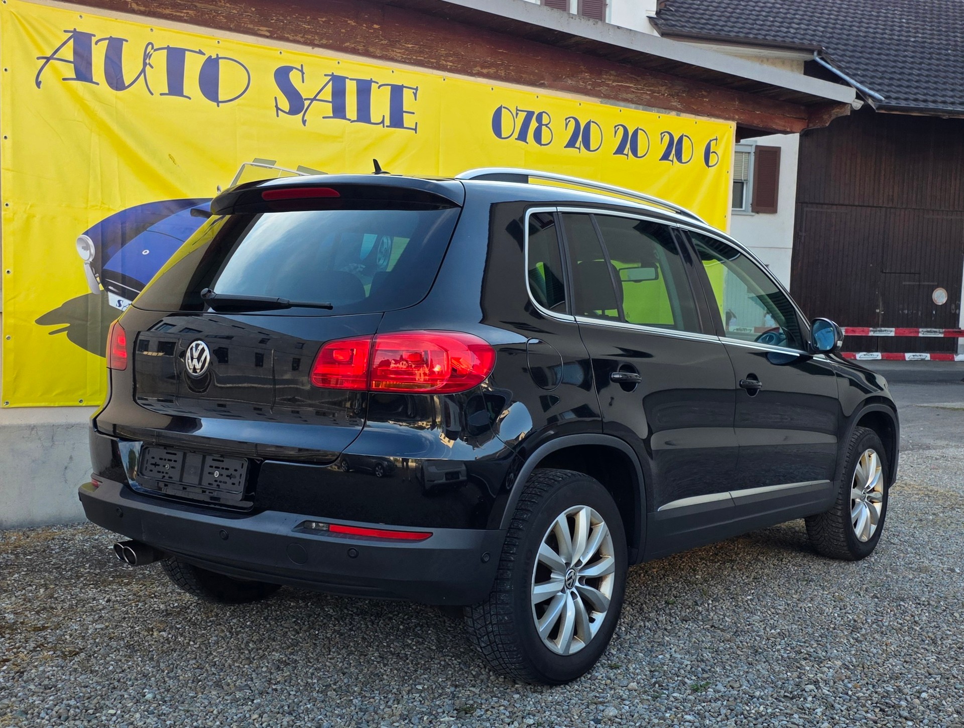 VW Tiguan 2.0 TDI Track&Style 4Motion-image-3