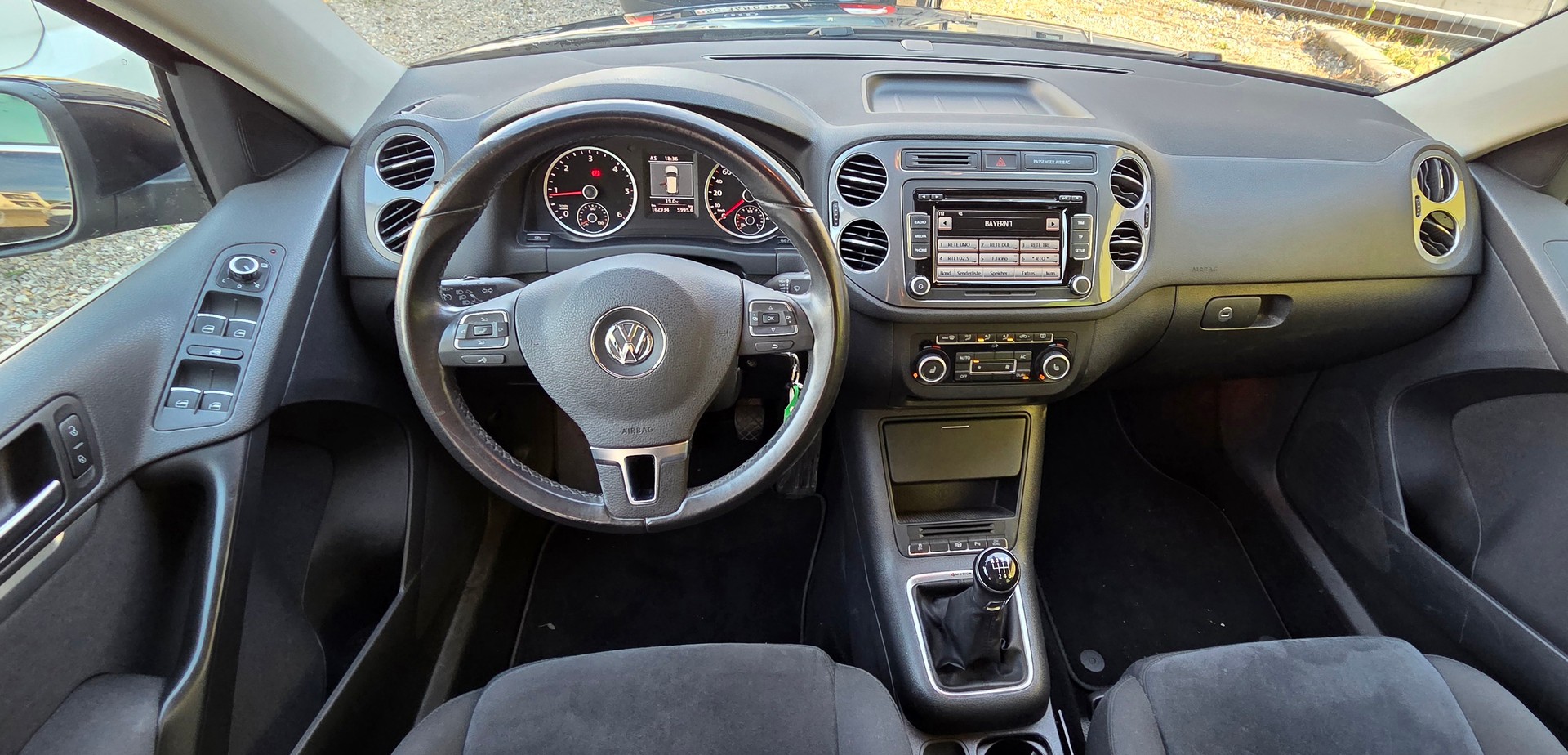 VW Tiguan 2.0 TDI Track&Style 4Motion-image-6