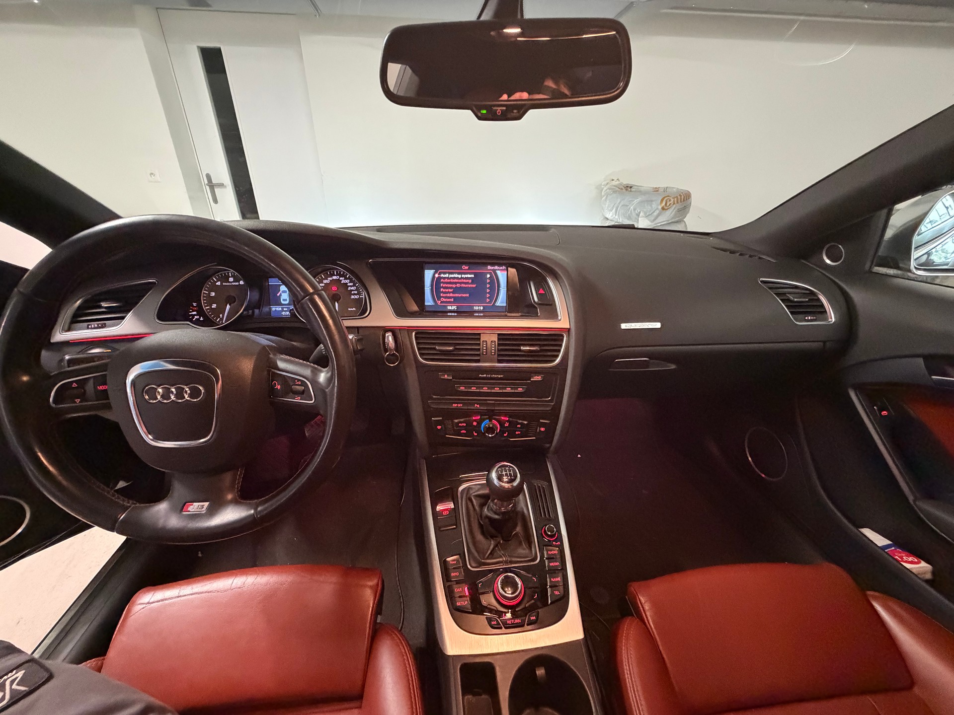 AUDI S5-image-4
