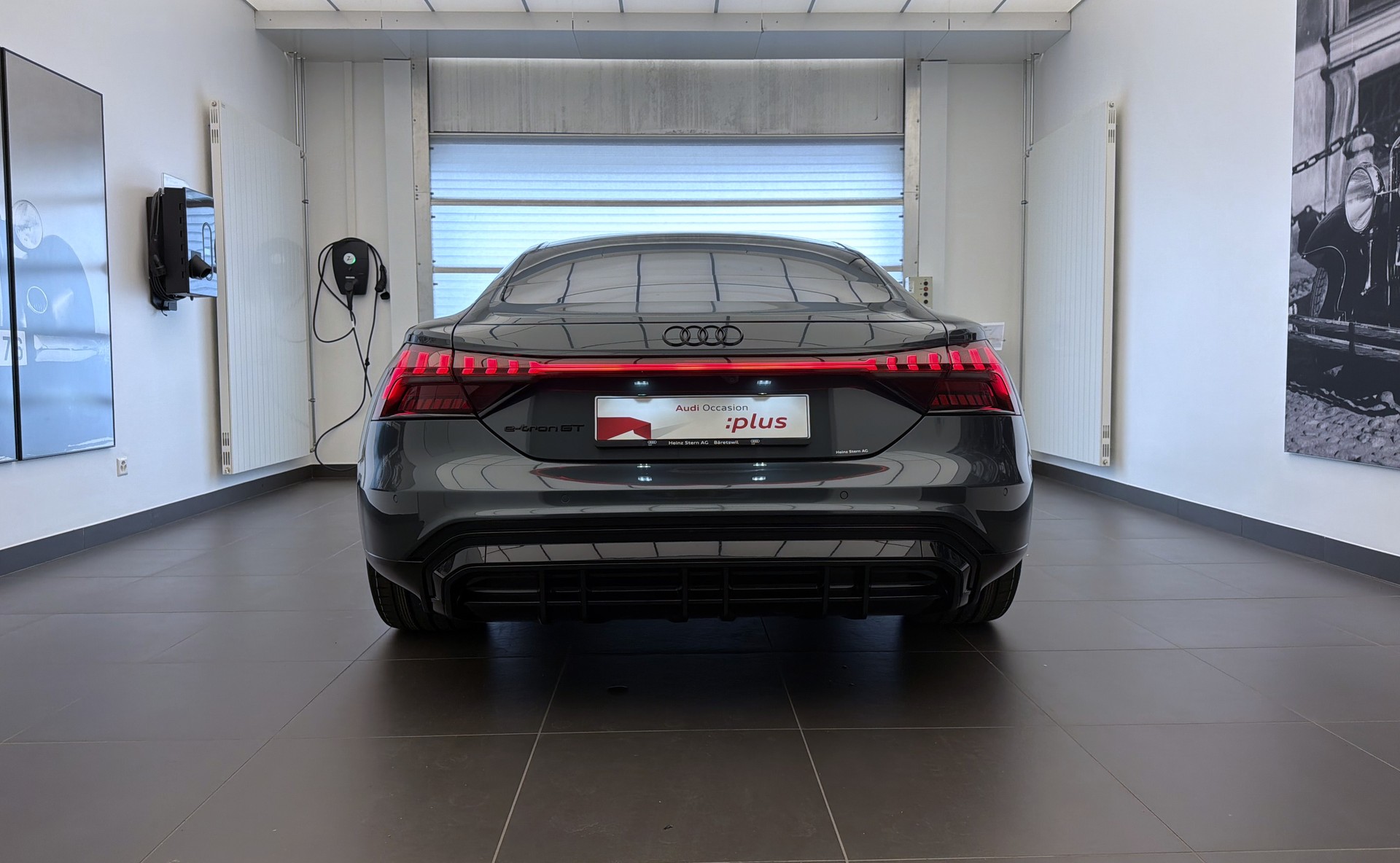 AUDI e-tron GT quattro-image-24