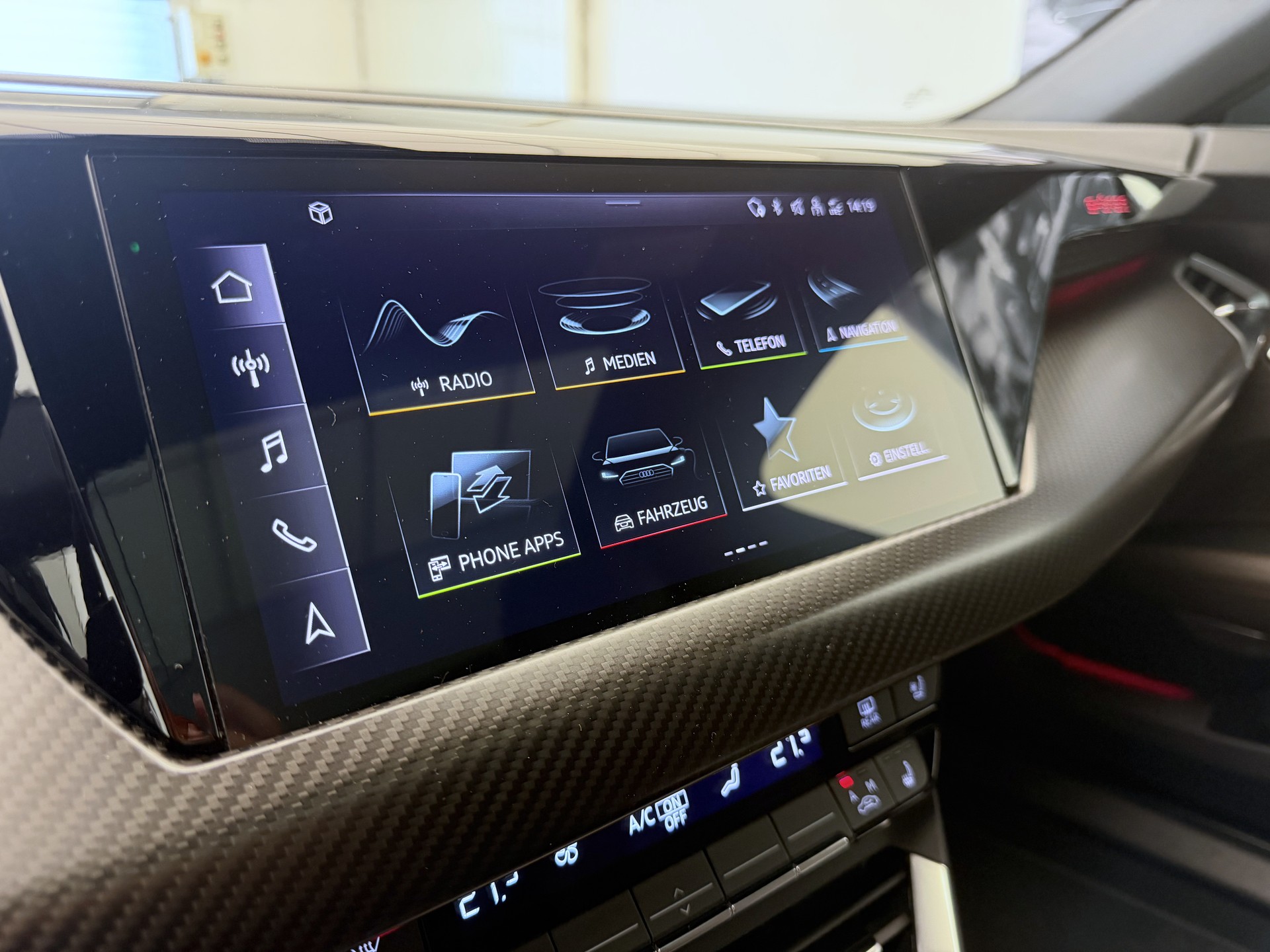 AUDI e-tron GT quattro-image-13