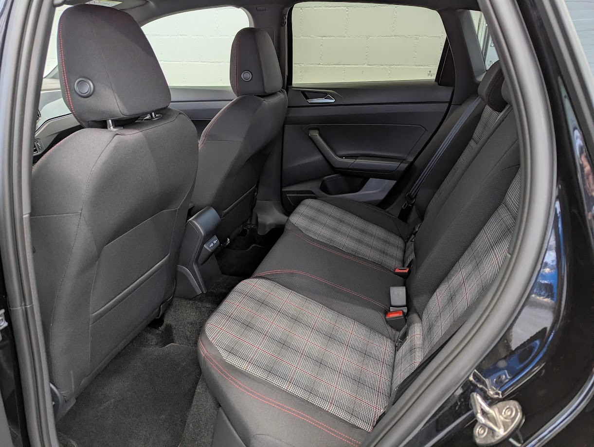 VW Polo 2.0 TSI GTI DSG*1.HAND WERKSGAR IQ-MATRIX LED SITZHEIZUNG KLIMAAUTO FULL-ASSISTS WIRELESS-APP*-image-27