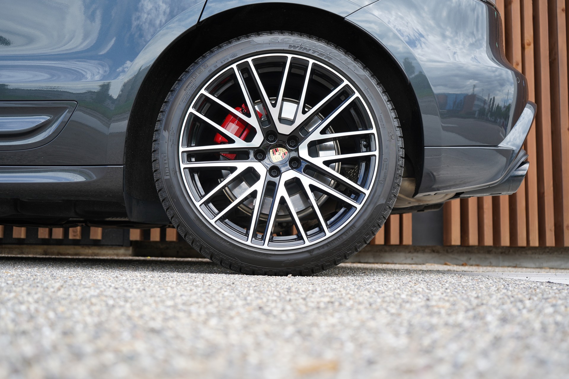 PORSCHE MACAN GTS PDK l 440 PS-image-13
