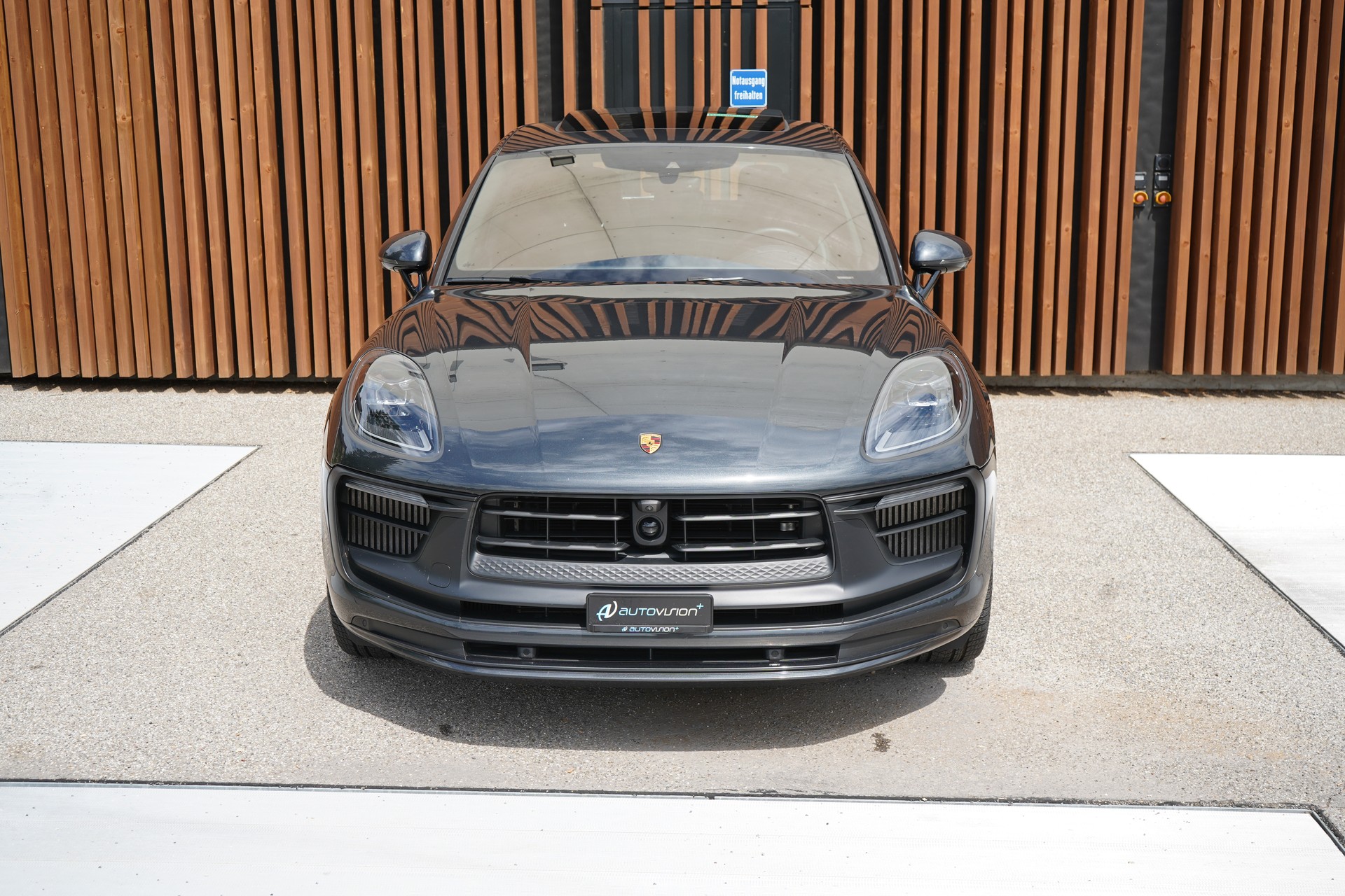 PORSCHE MACAN GTS PDK l 440 PS-image-14