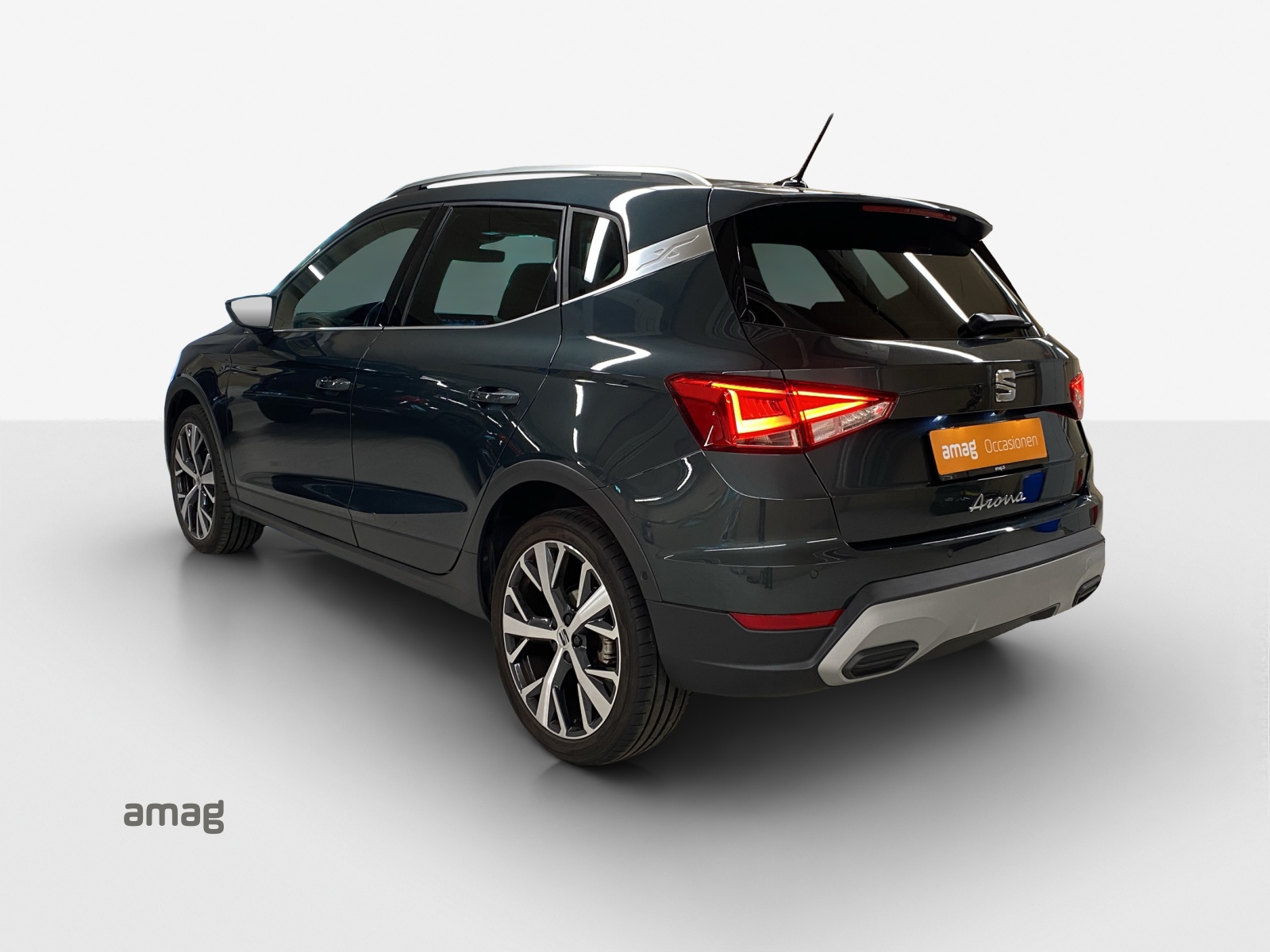 SEAT Arona 1.5 Eco TSI Hola Xperience DSG-image-2