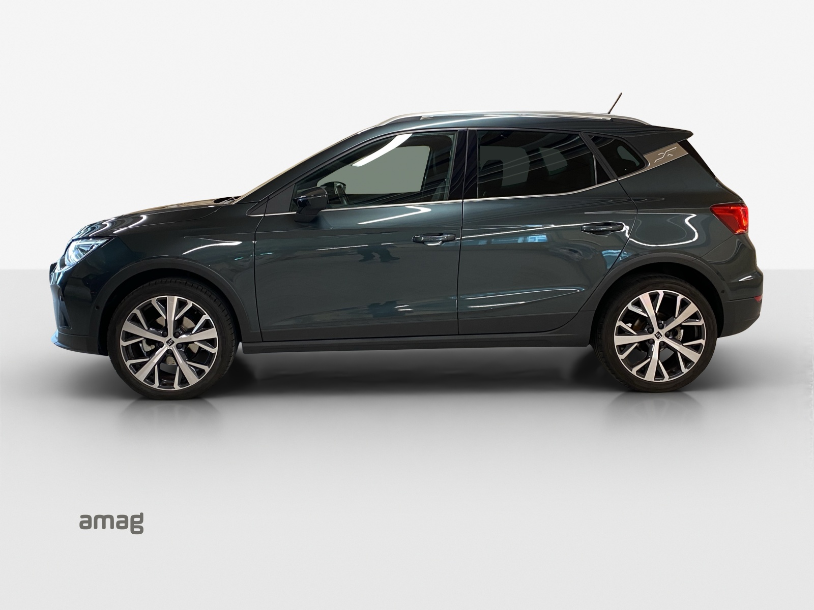 SEAT Arona 1.5 Eco TSI Hola Xperience DSG-image-1