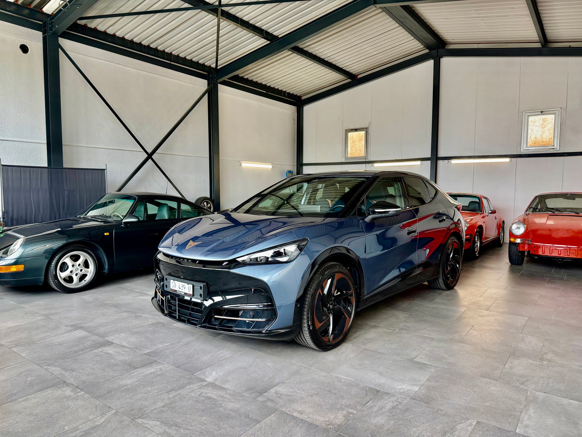 CUPRA Tavascan Type 9 77 kWh Sport Adrenaline / Vollausstattung-image-2