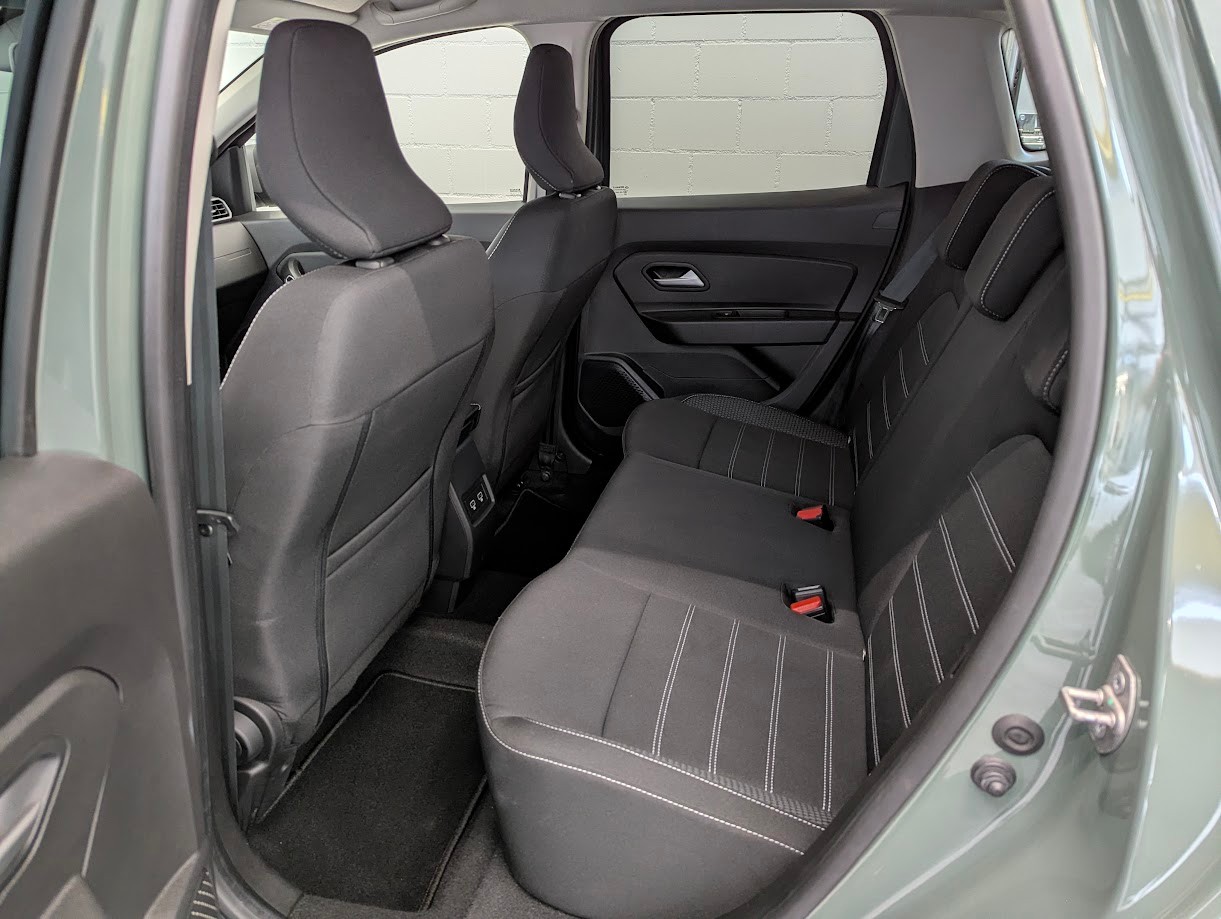 DACIA Duster 1.3 TCe 150 Journey EDC Automat*FACELIFT CH-AUTO 1.HAND 12MT GAR NAVI 360CAM SITZHEIZ KLIMA*-image-27