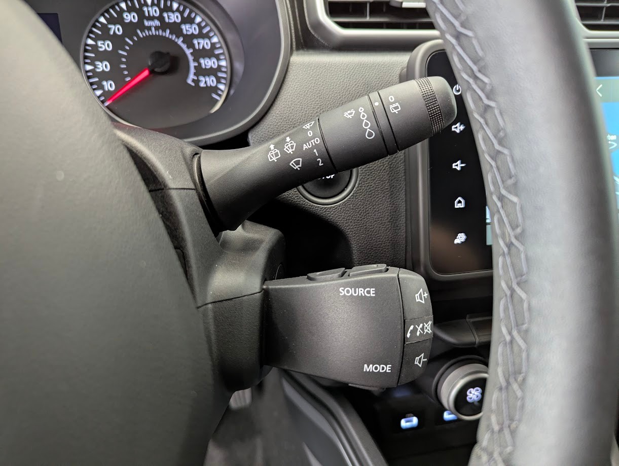 DACIA Duster 1.3 TCe 150 Journey EDC Automat*FACELIFT CH-AUTO 1.HAND 12MT GAR NAVI 360CAM SITZHEIZ KLIMA*-image-9