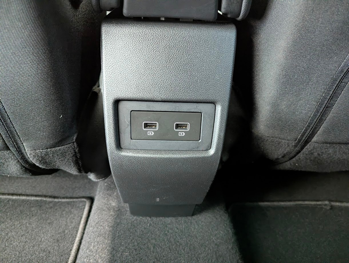 DACIA Duster 1.3 TCe 150 Journey EDC Automat*FACELIFT CH-AUTO 1.HAND 12MT GAR NAVI 360CAM SITZHEIZ KLIMA*-image-28