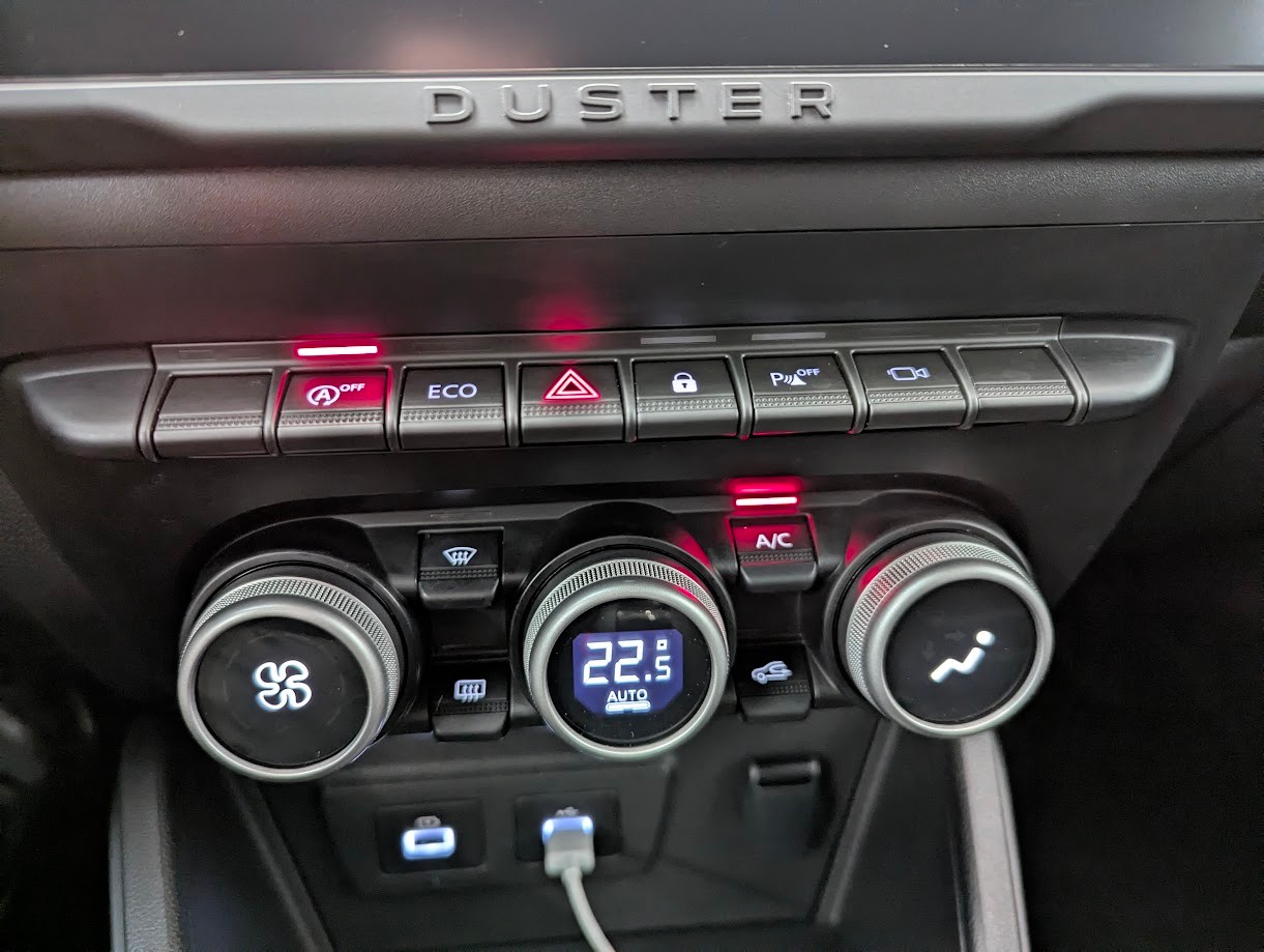 DACIA Duster 1.3 TCe 150 Journey EDC Automat*FACELIFT CH-AUTO 1.HAND 12MT GAR NAVI 360CAM SITZHEIZ KLIMA*-image-23
