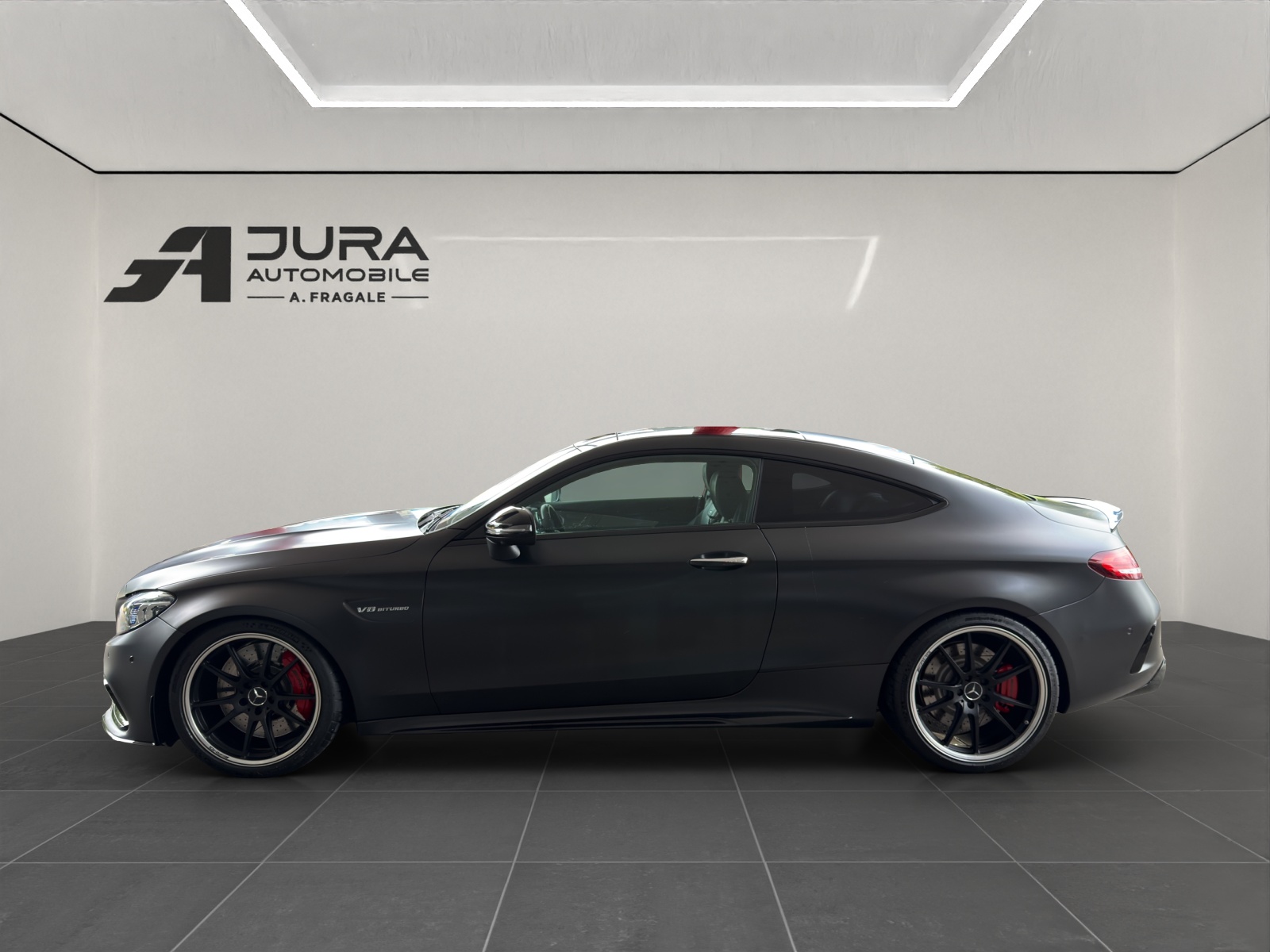 MERCEDES-BENZ C 63 S AMG Coupé-image-3