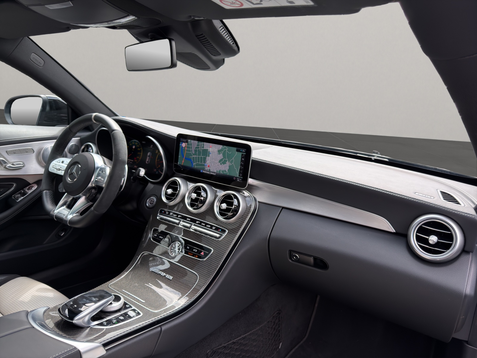 MERCEDES-BENZ C 63 S AMG Coupé-image-9