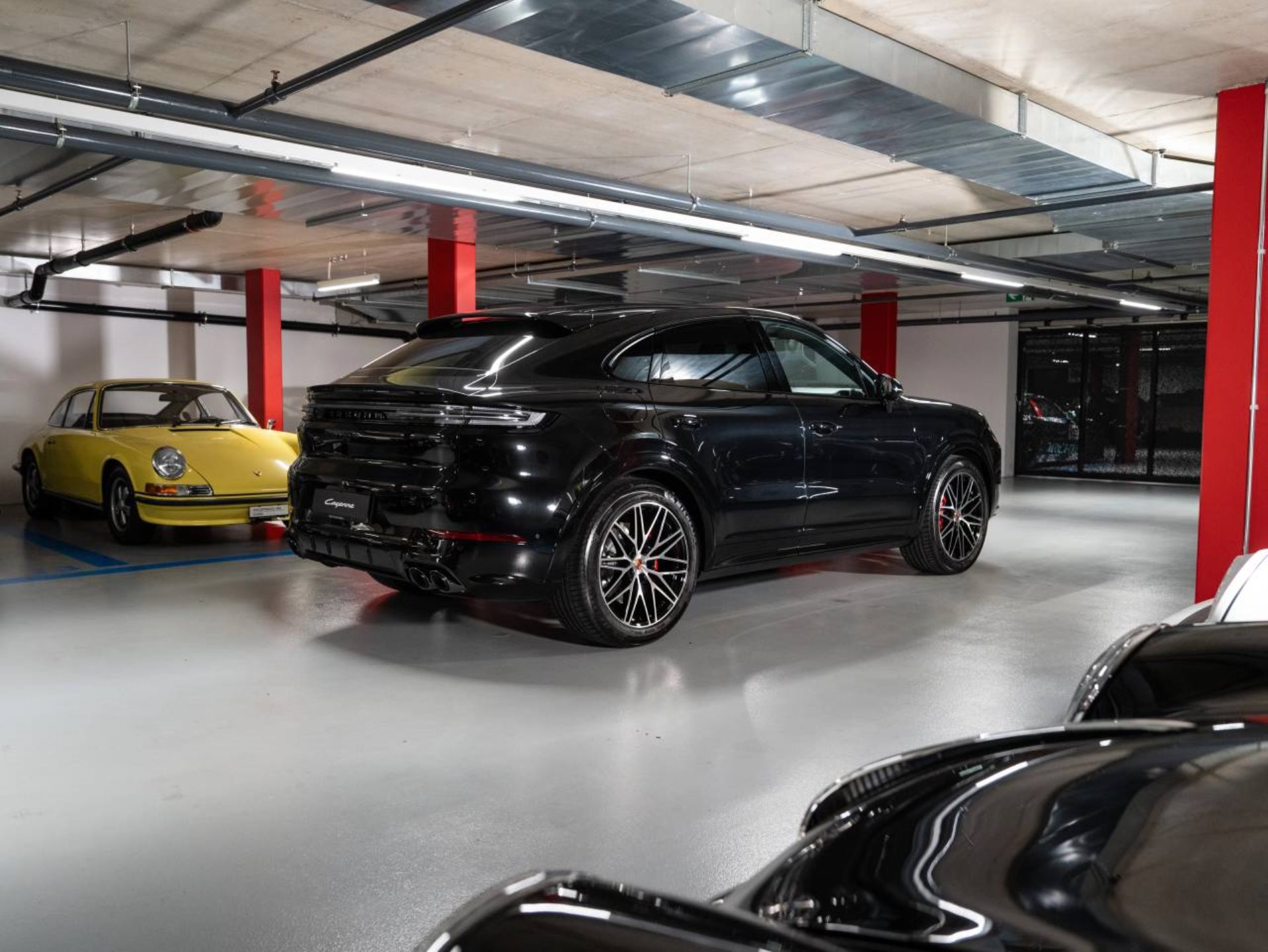 PORSCHE Cayenne S E-Hybrid Coupé Black Edition-image-7