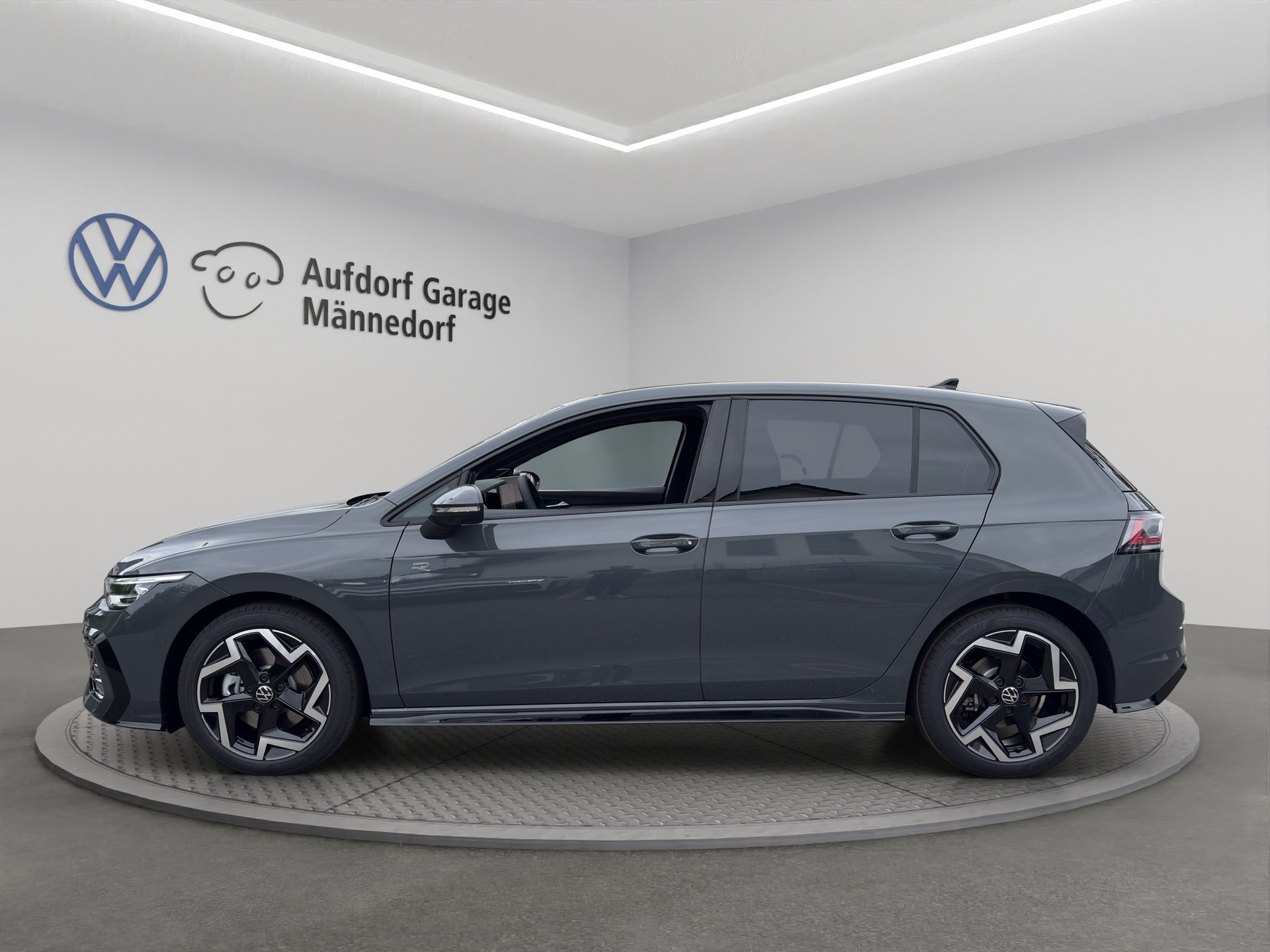 VW Golf 2.0 TSI R-Line DSG 4 Motion-image-2