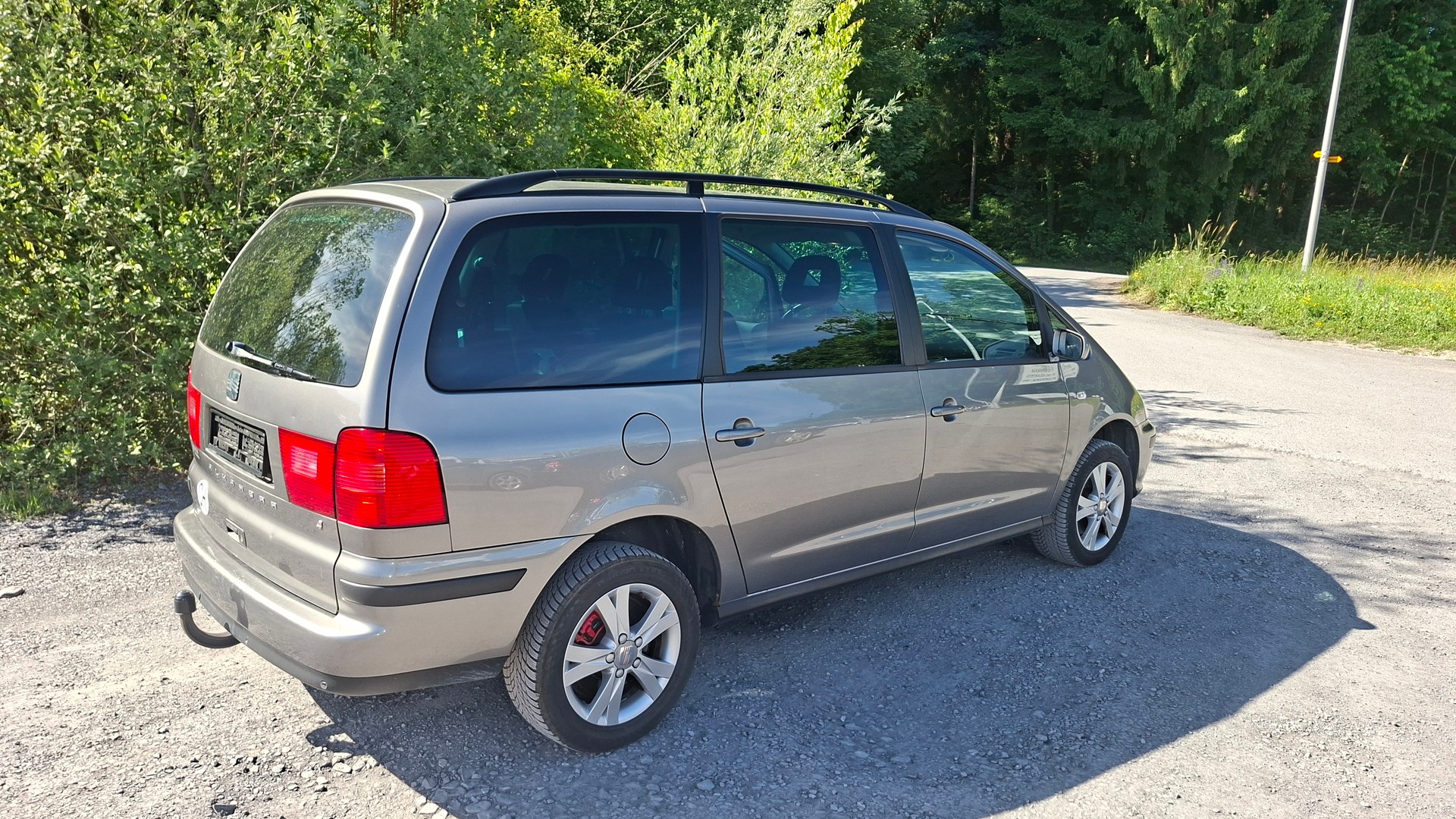 SEAT 1.9 TDI 115 Sport 4x4-image-2