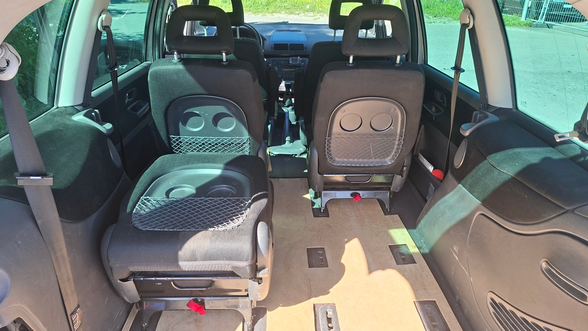 SEAT 1.9 TDI 115 Sport 4x4-image-3