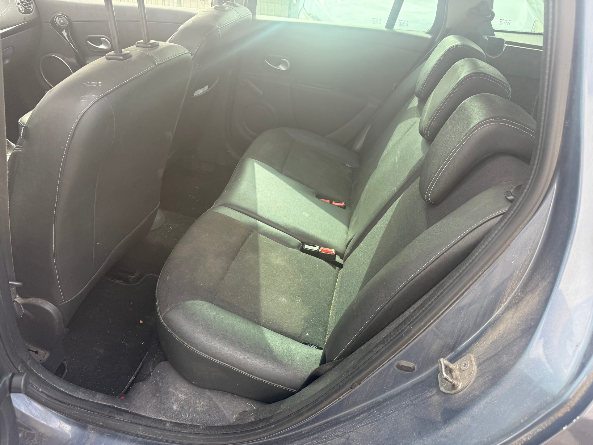 RENAULT Clio Grandtour 1.5 dCi Night&Day-image-6