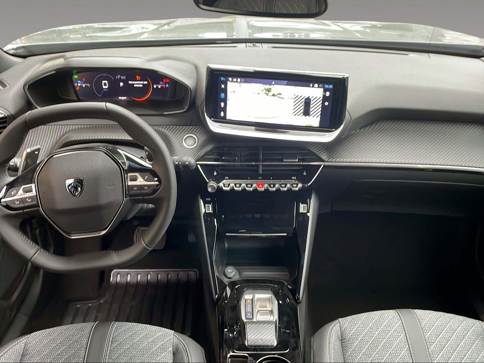 PEUGEOT 2008 1.2 PureTech 130 Allure Premium-image-6