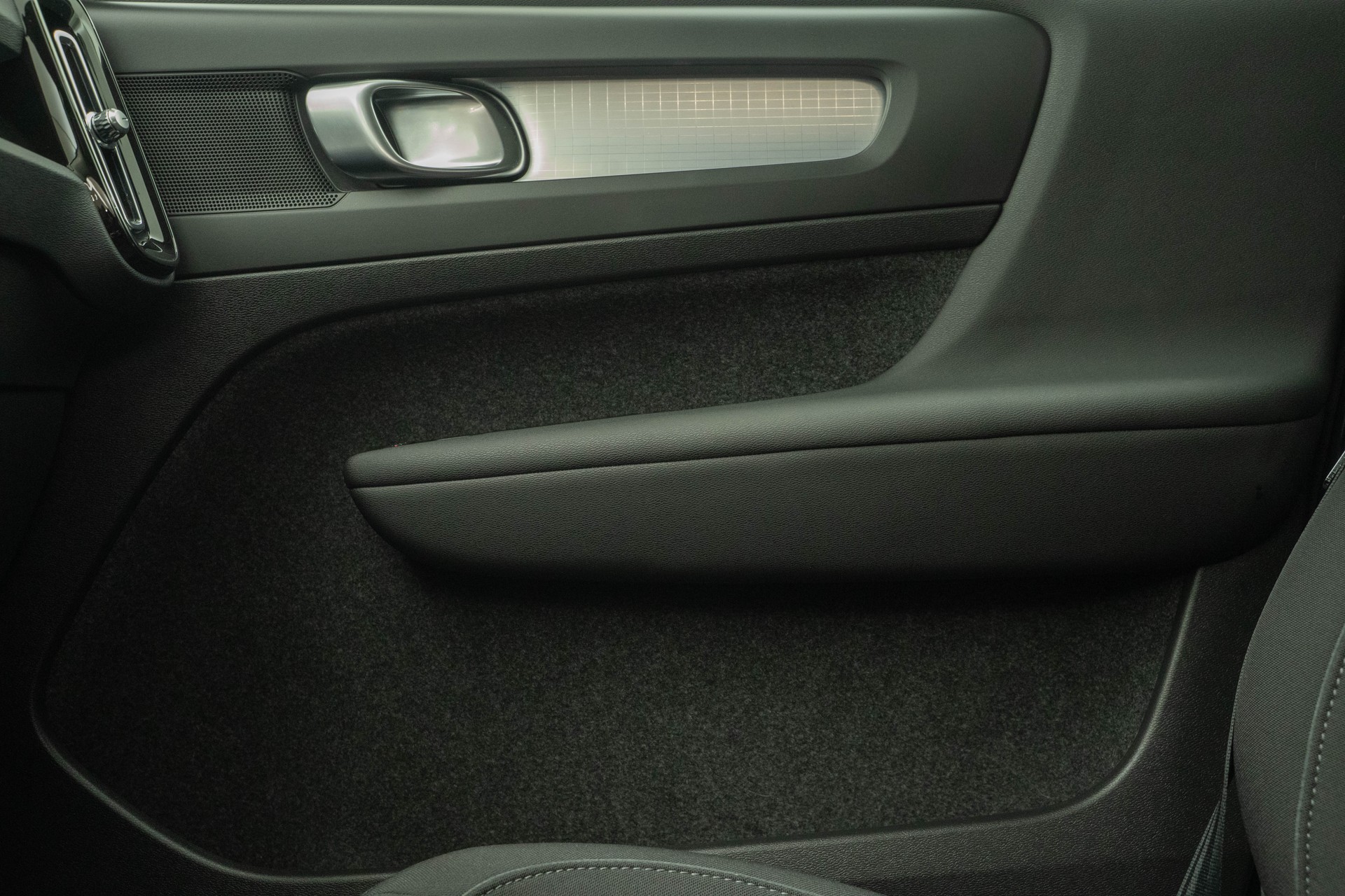 VOLVO XC40 1.5 T2 XCITE-image-12