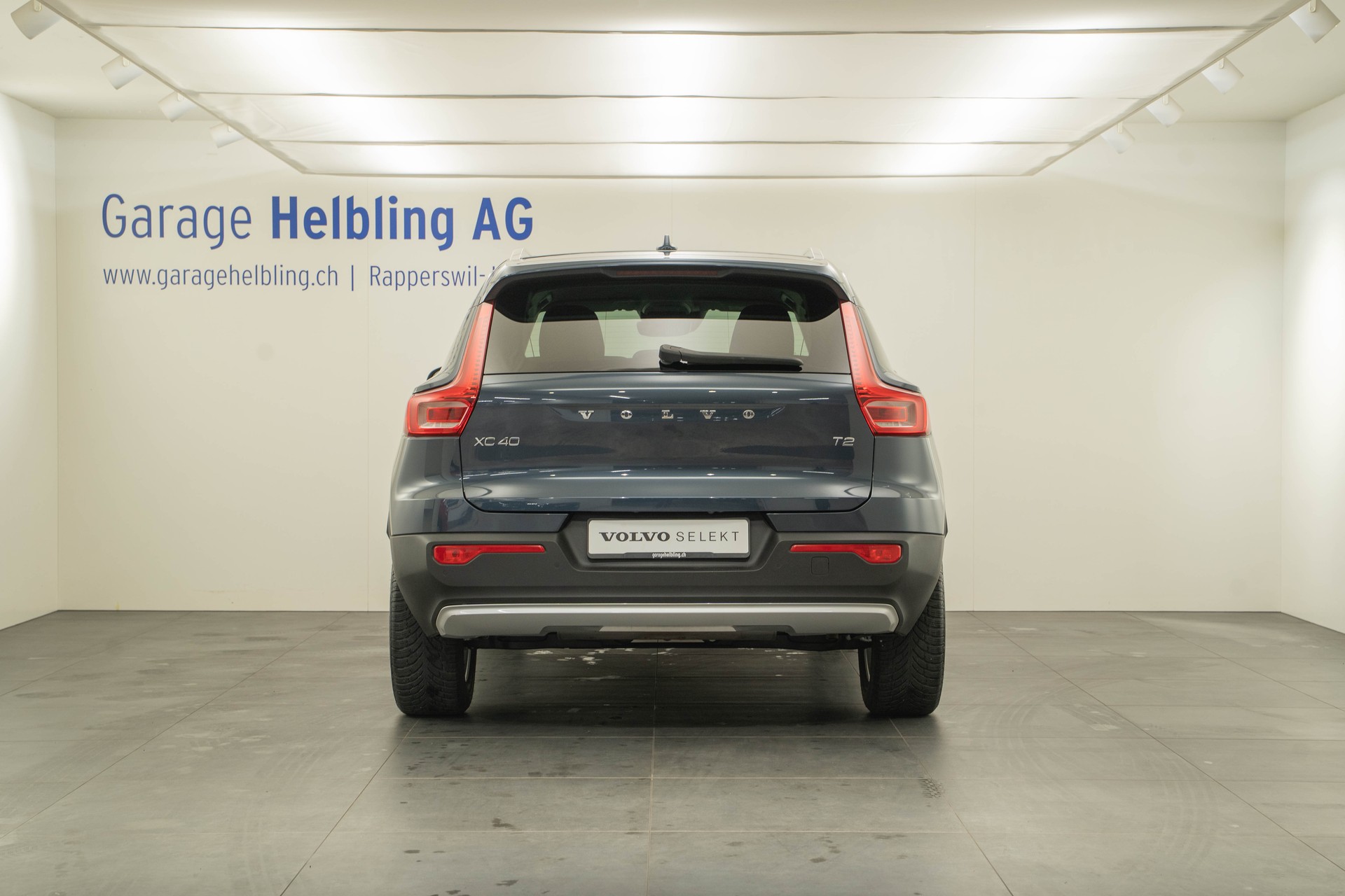 VOLVO XC40 1.5 T2 XCITE-image-3