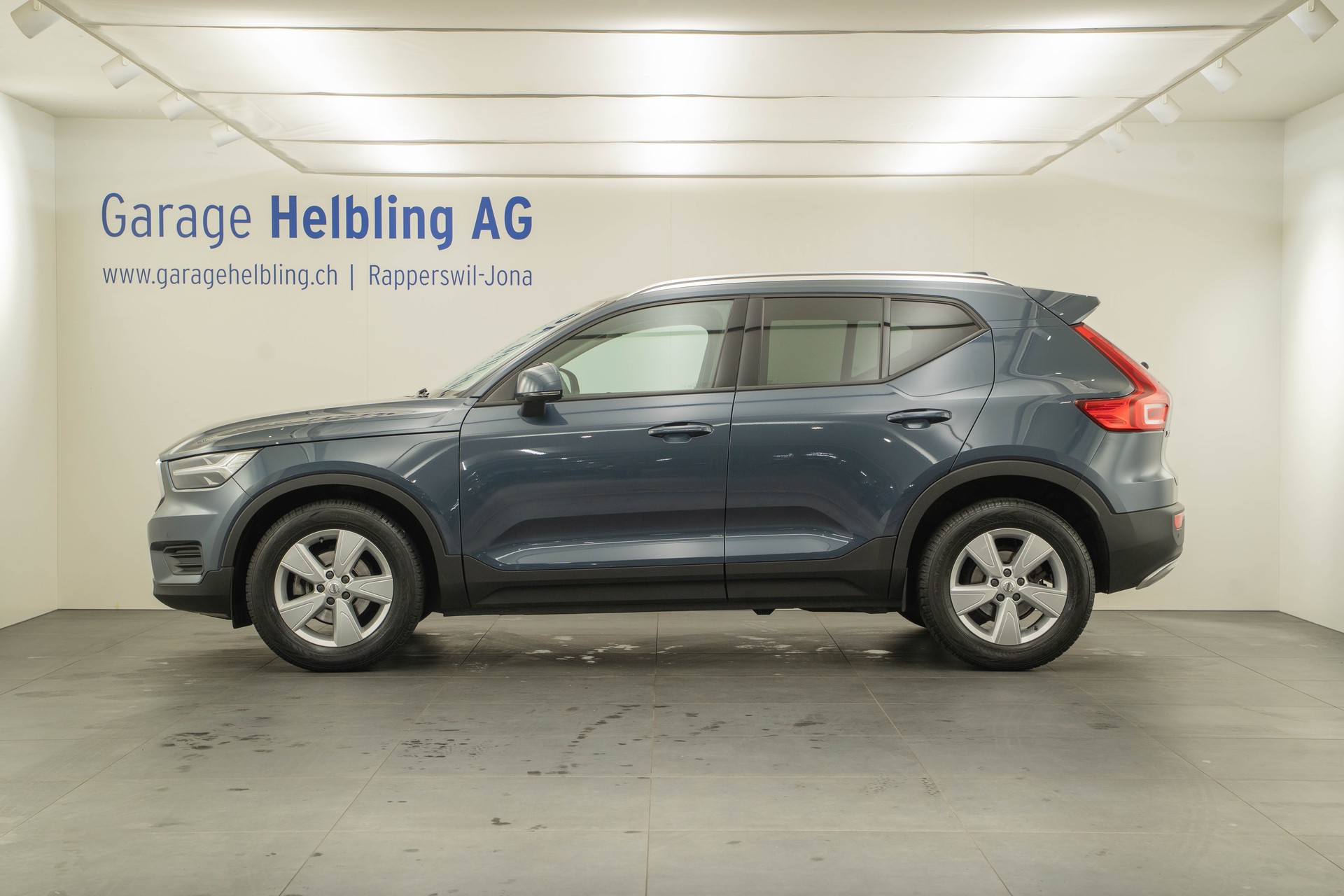 VOLVO XC40 1.5 T2 XCITE-image-2