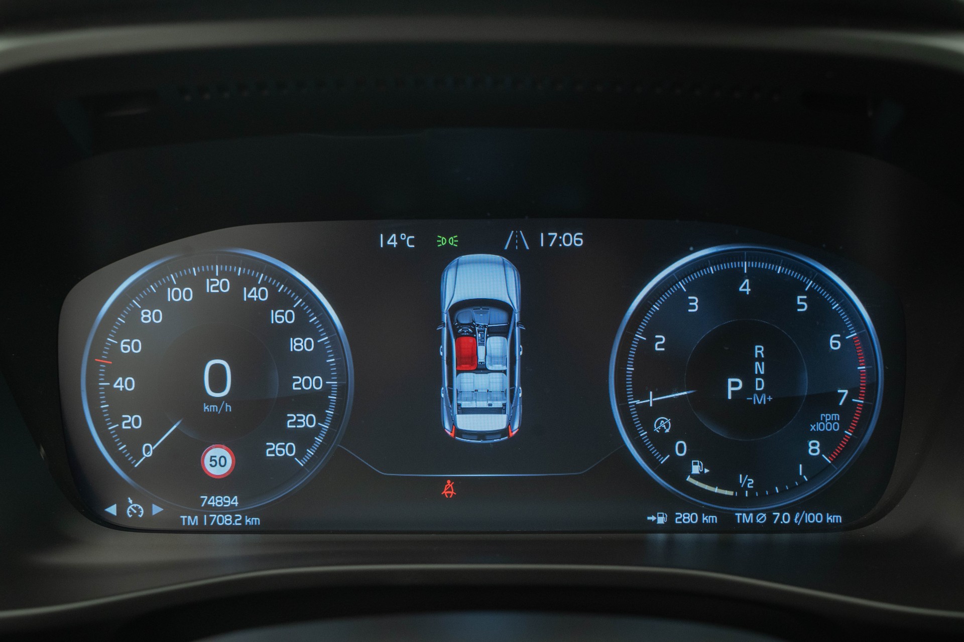 VOLVO XC40 1.5 T2 XCITE-image-10
