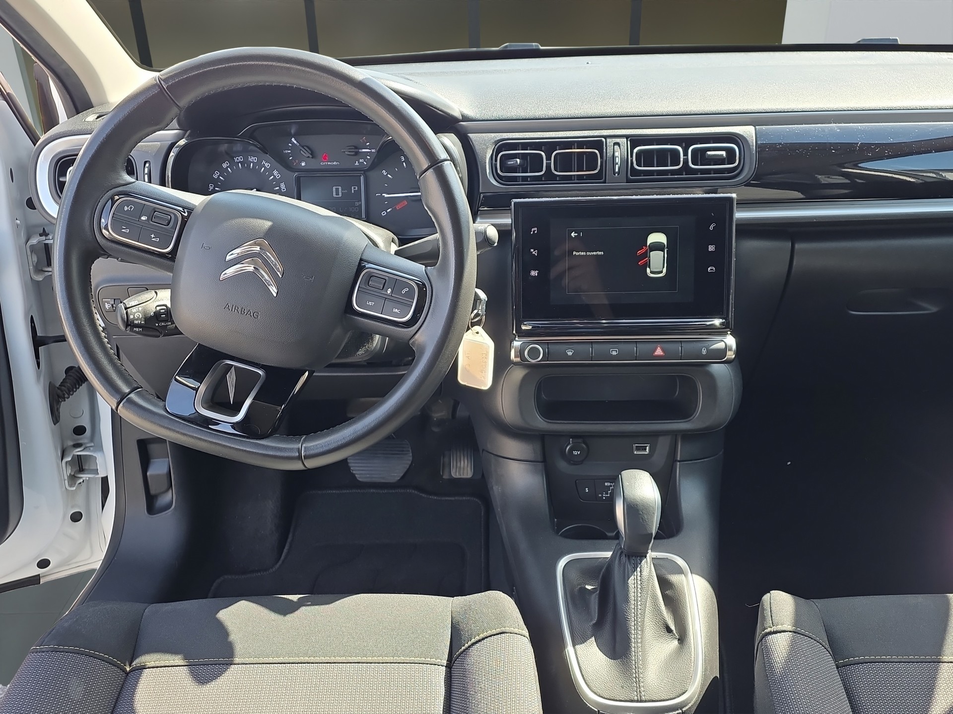 CITROEN C3 1.2 PureTech Swiss Edition+-image-9