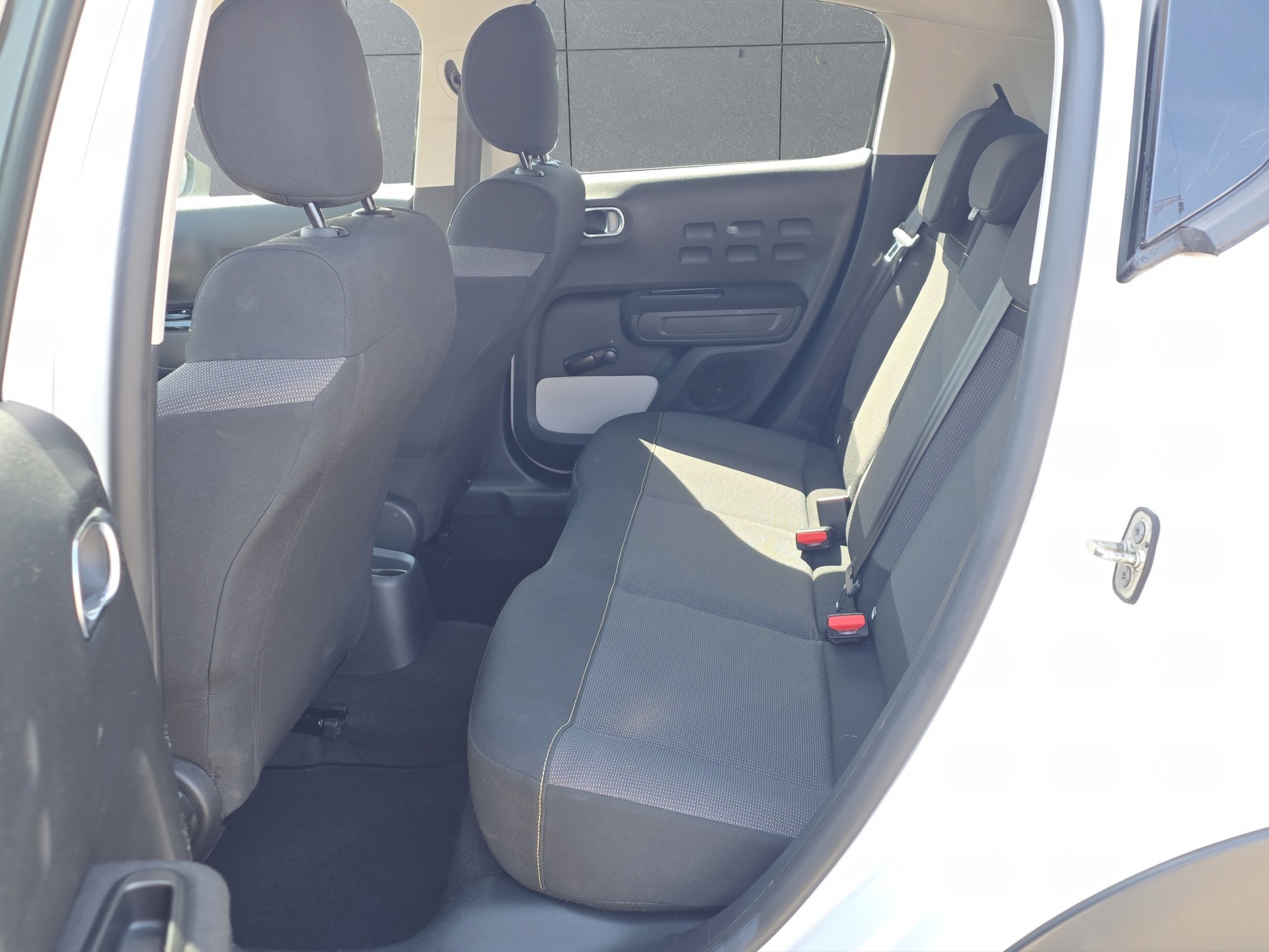 CITROEN C3 1.2 PureTech Swiss Edition+-image-16