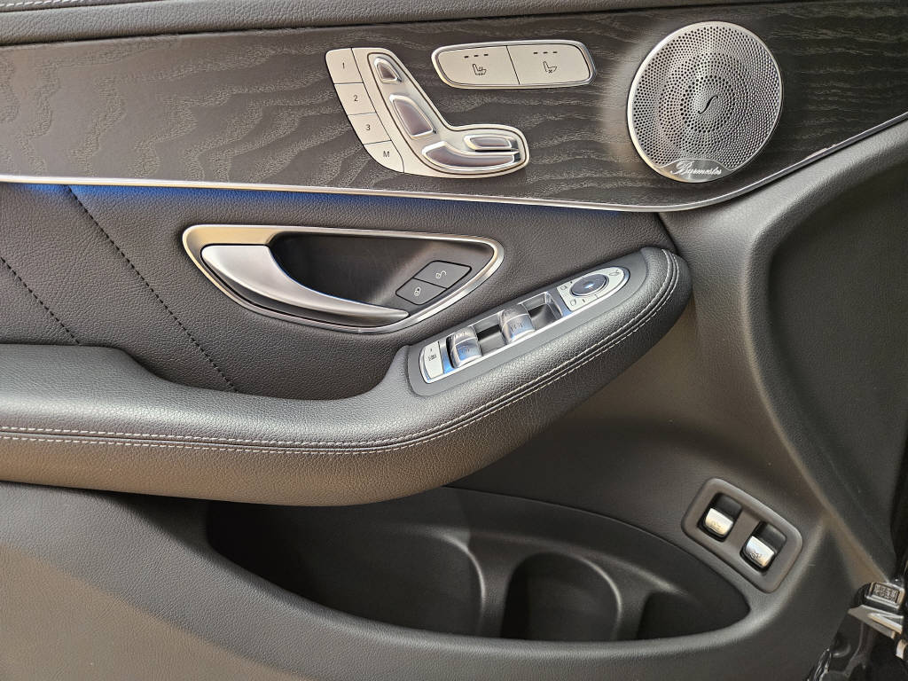 MERCEDES-BENZ GLC 43 AMG 4Matic-image-9