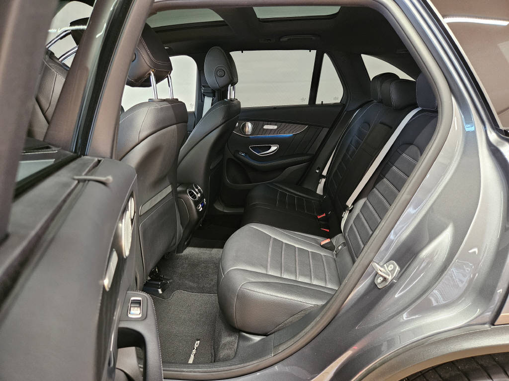 MERCEDES-BENZ GLC 43 AMG 4Matic-image-12